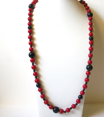 MONET Red Black Necklace 82320