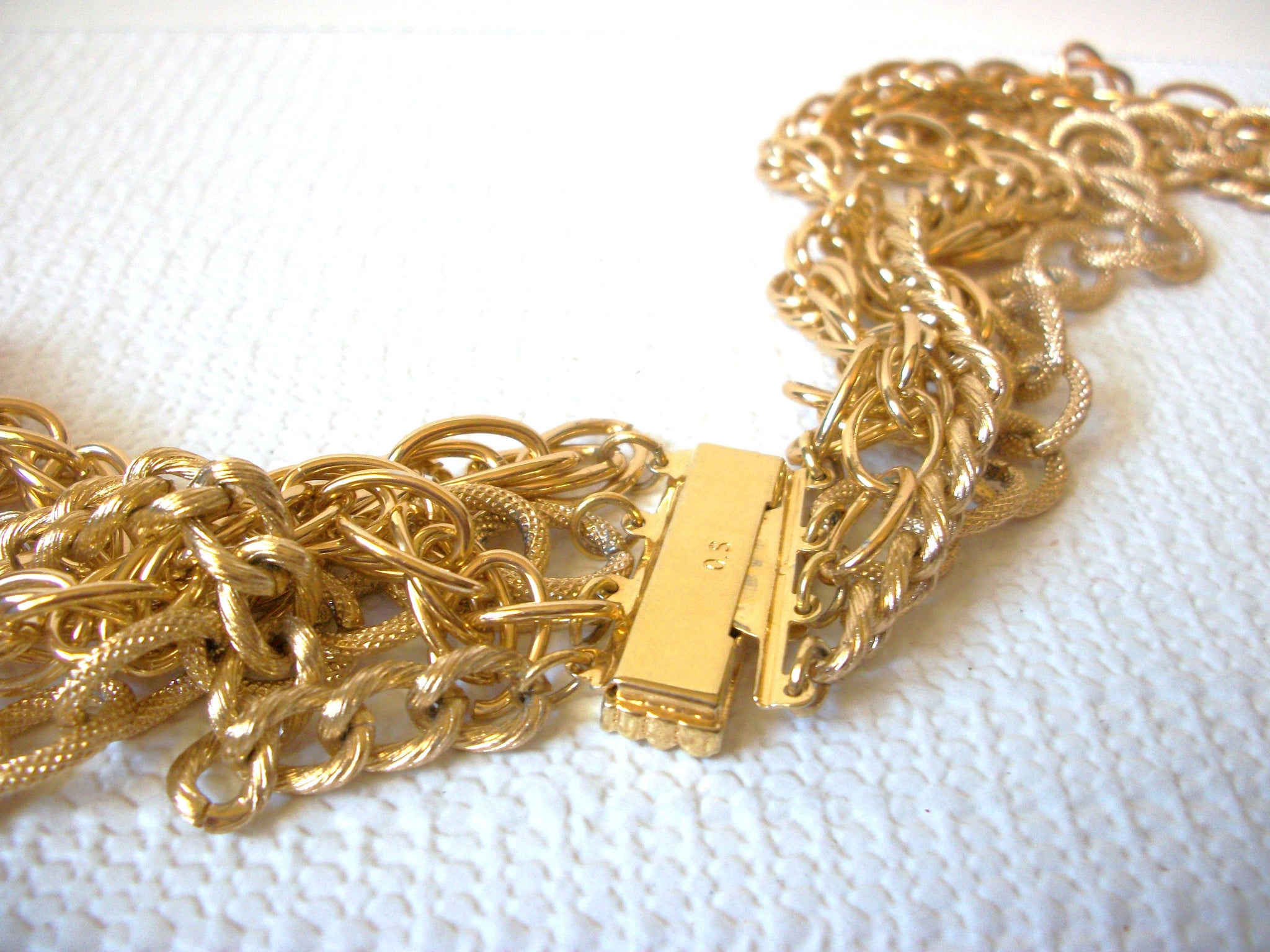 Vintage Massive Marked Gold Toned Links Necklace 82420