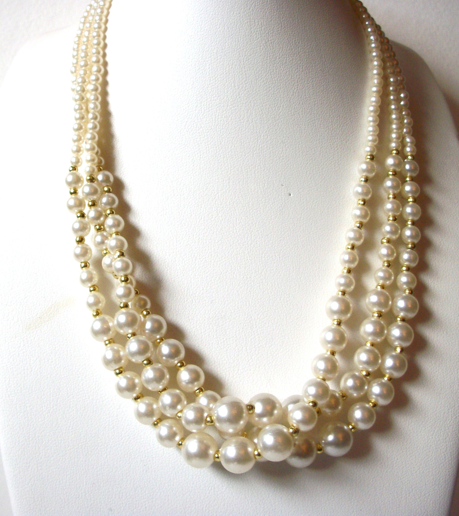 Retro Faux Pearl Necklace 82520