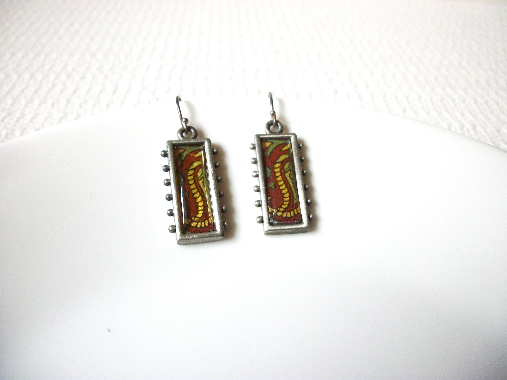 K Marked Glass Earrings 82520