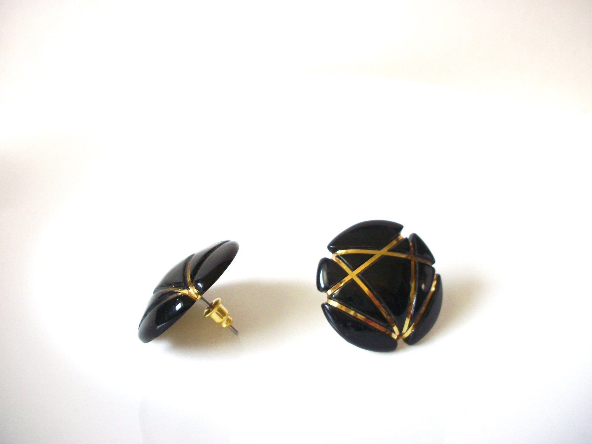 Vintage Black Gold Earrings 82620