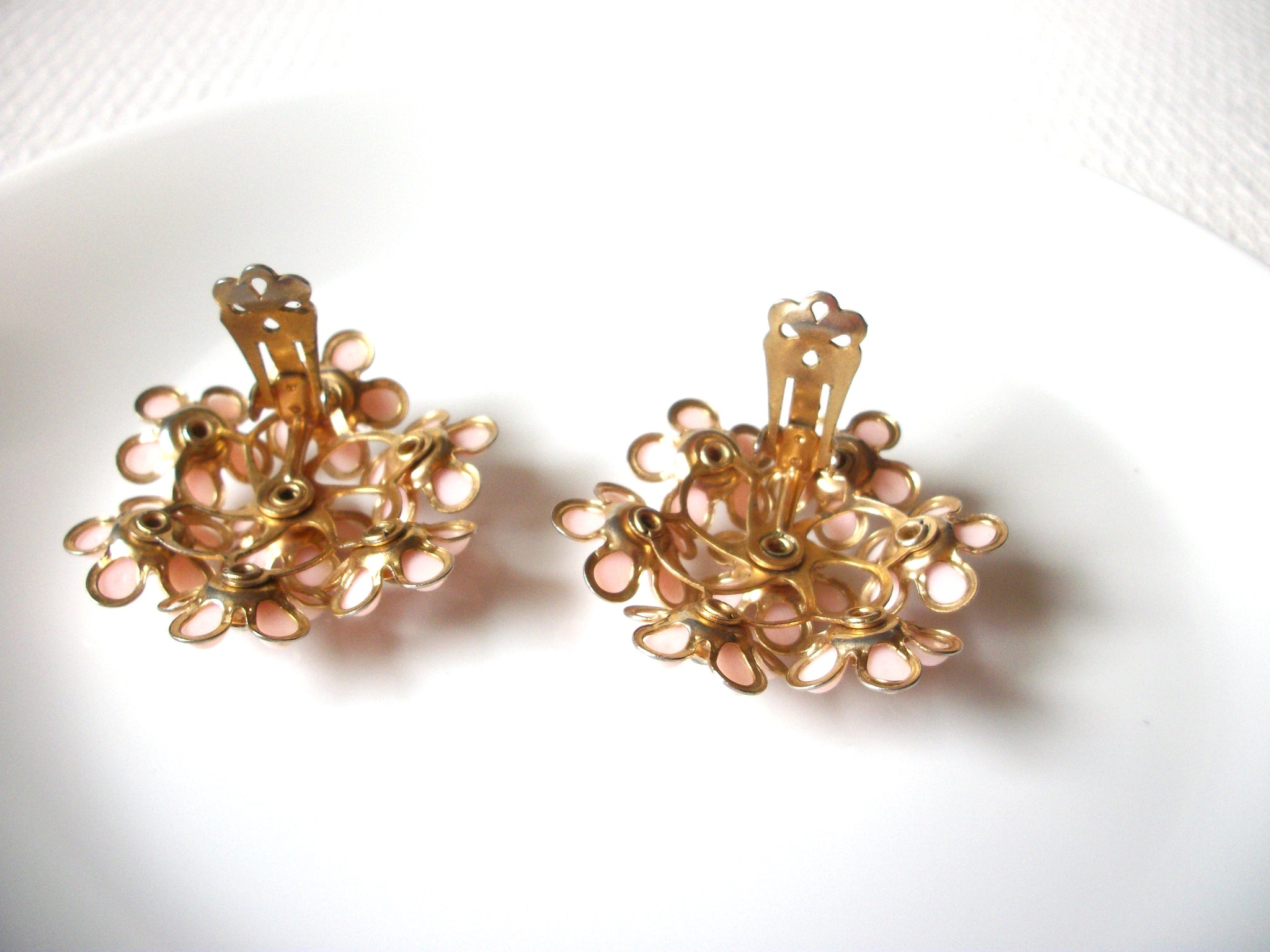 Vintage Pale Pink Floral Cluster Earrings 82620