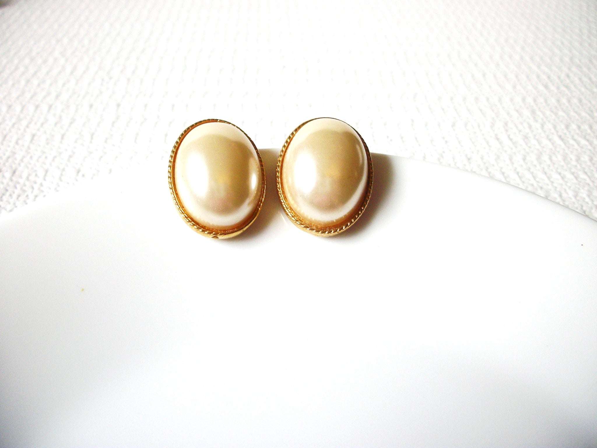 Vintage Glass Pearl Earrings 82620