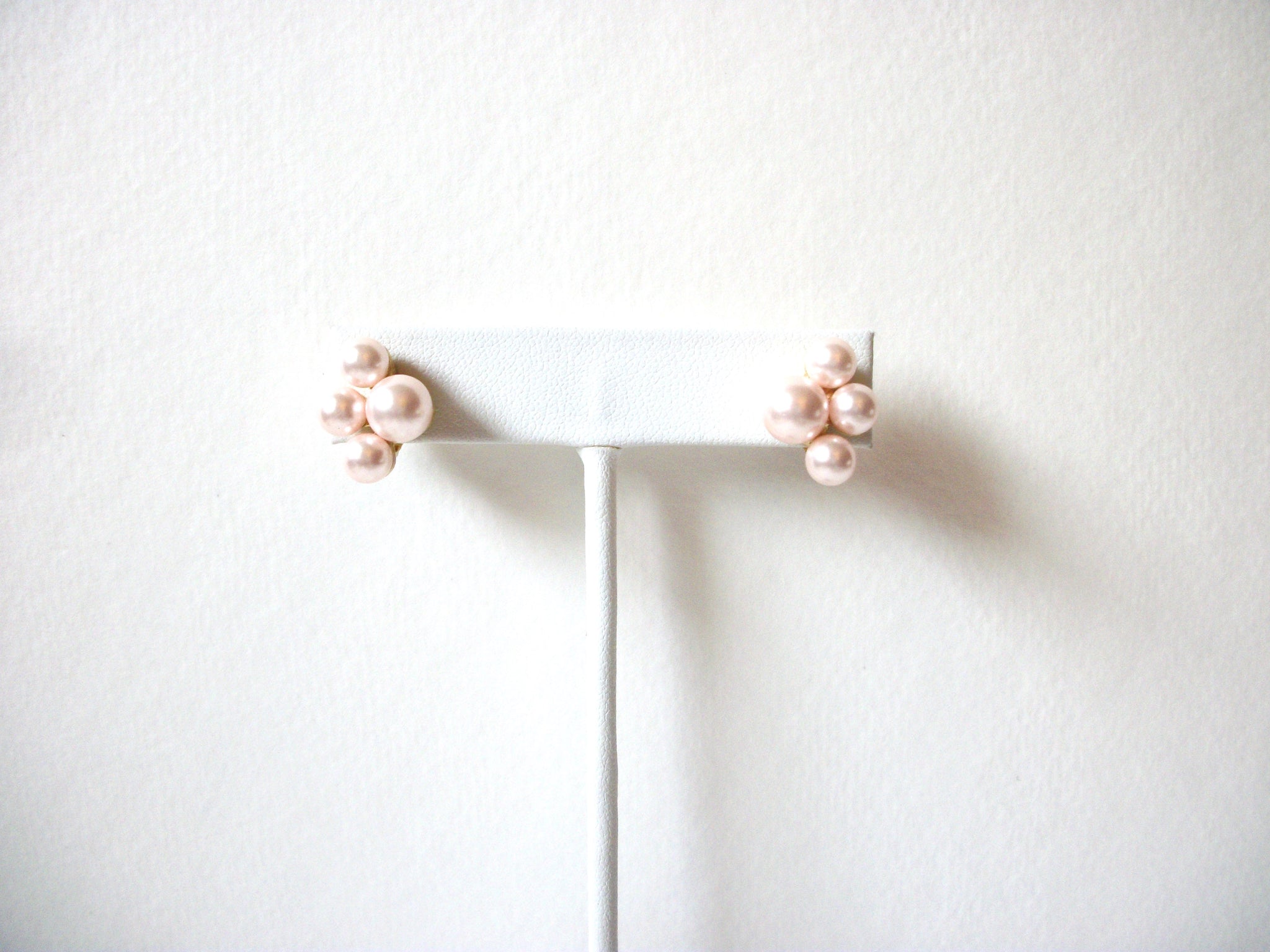 Vintage Pale Pink Floral Cluster Earrings 82620