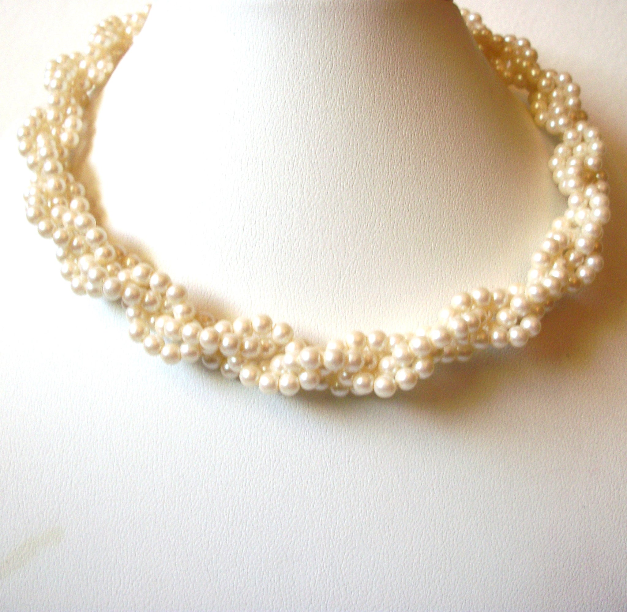 Vintage Glass Pearl Necklace 82820