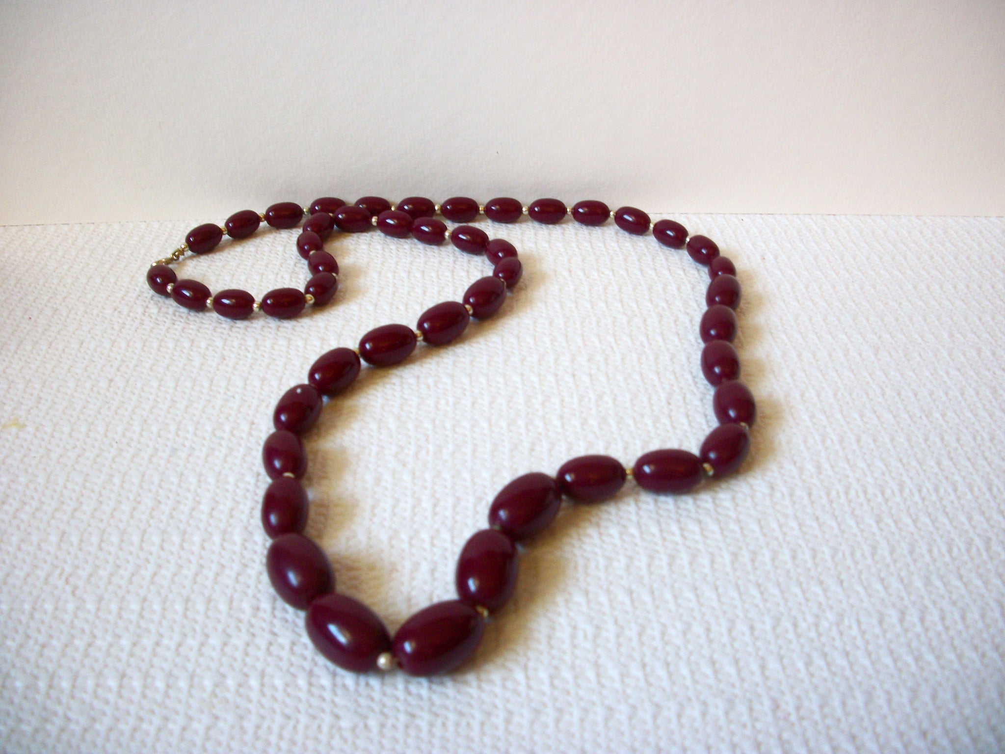 Retro Dark Red Necklace 82820