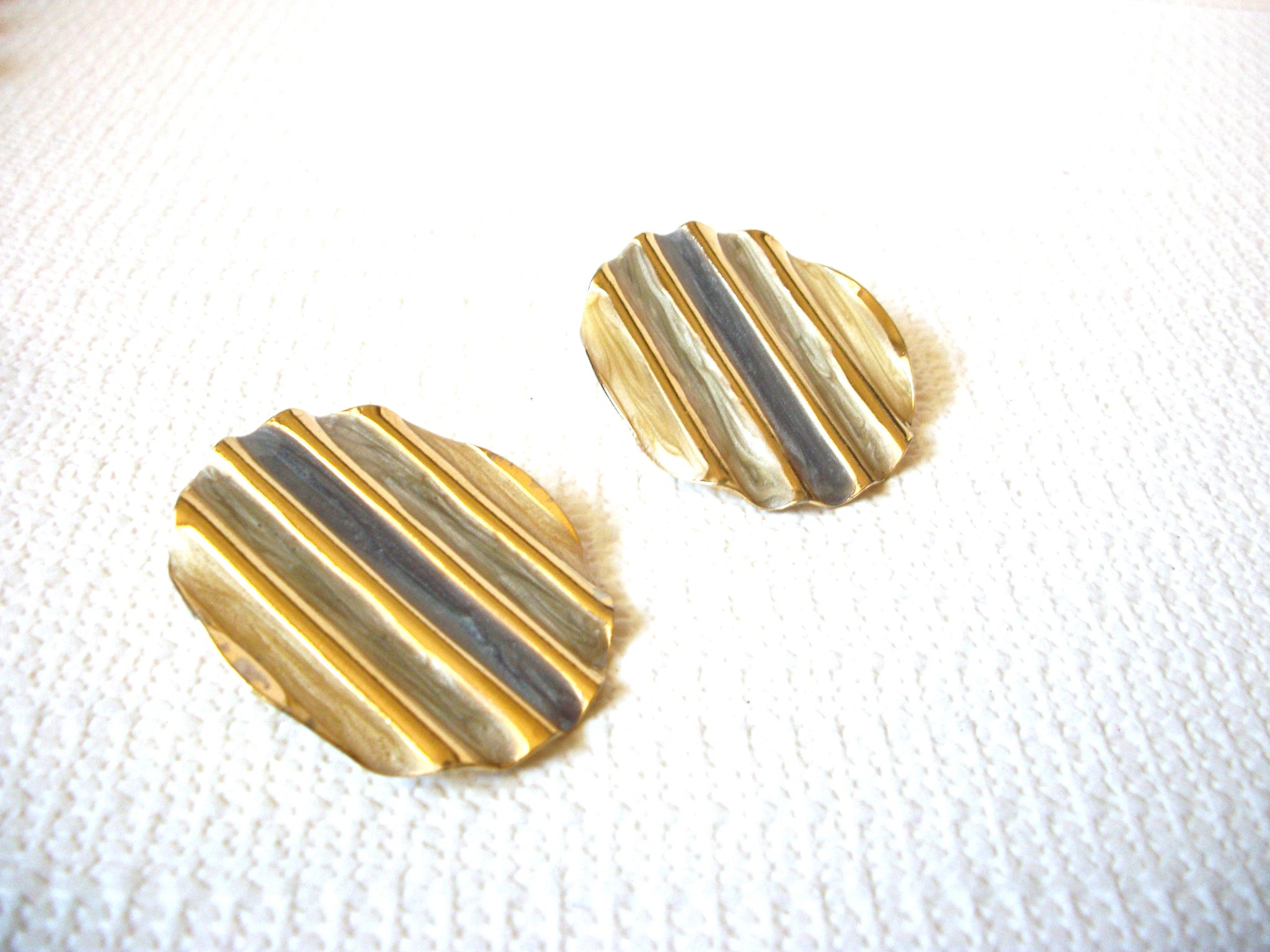 Retro Gold Sage Gray Earrings 82920