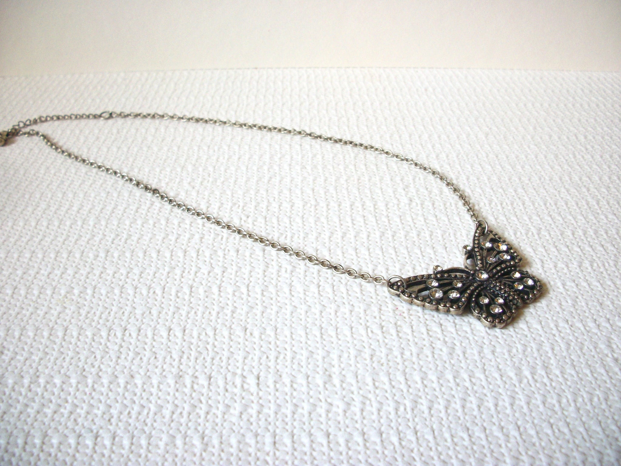 Vintage Butterfly Necklace 83020