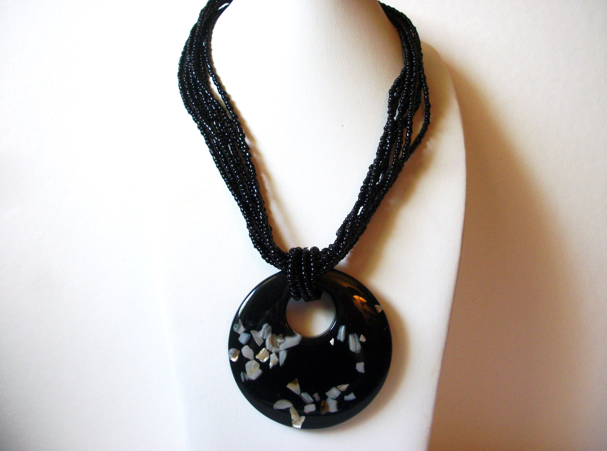 Retro Black Glass Beads Pendant Necklace 83020