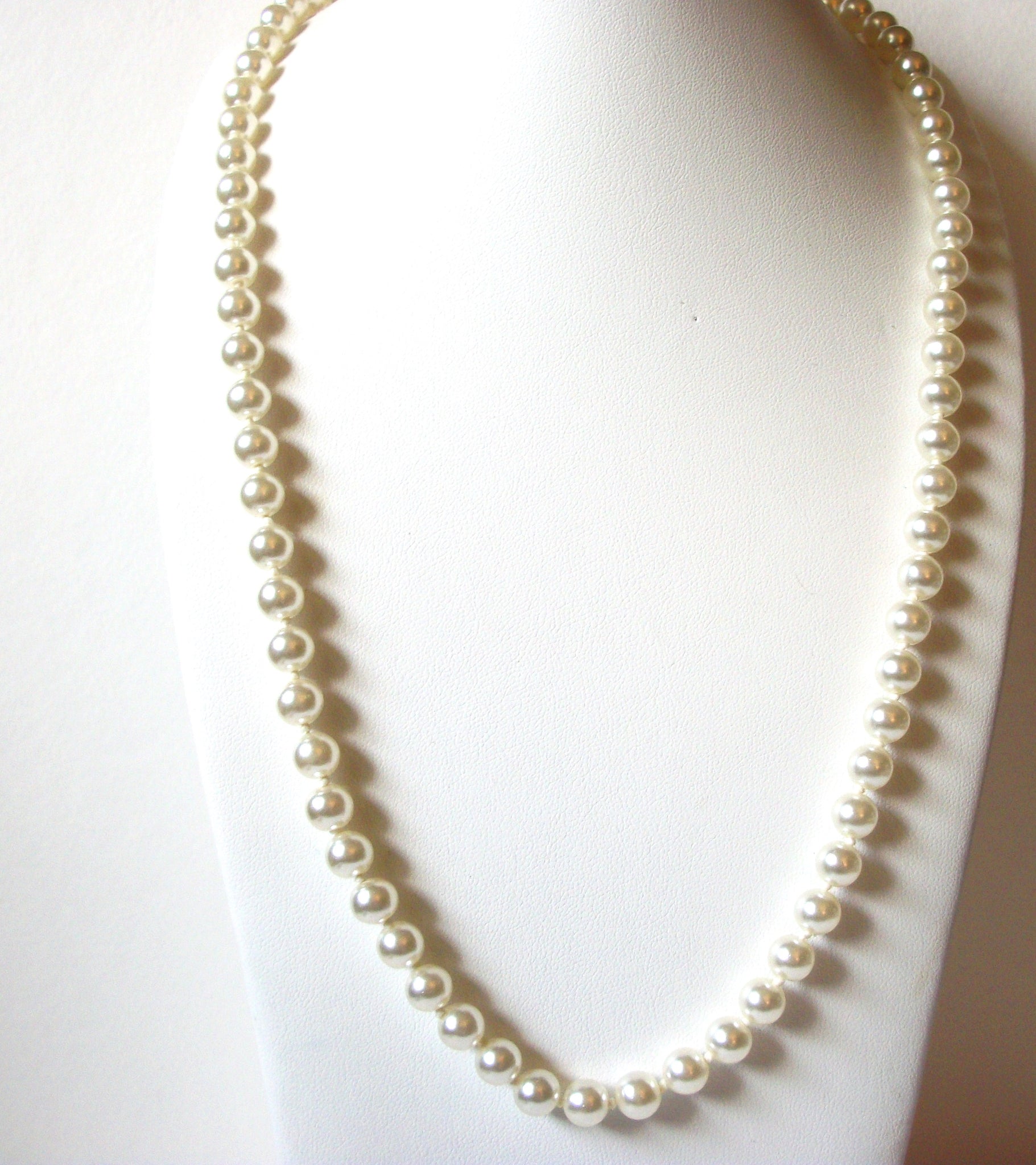 Vintage Glass Pearl Necklace 82920