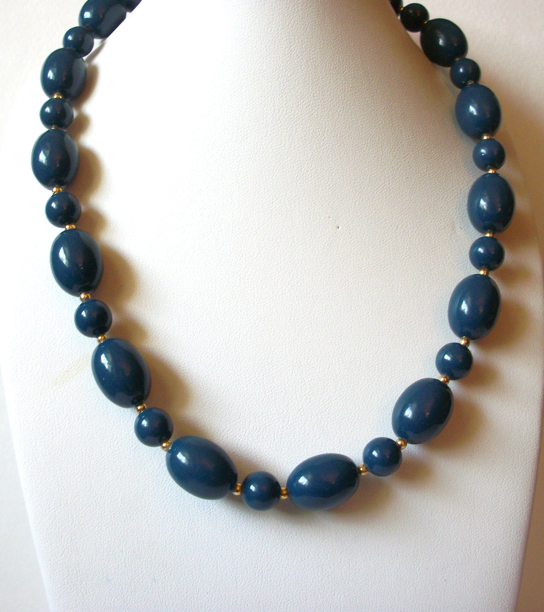 Retro Blue Necklace 90220