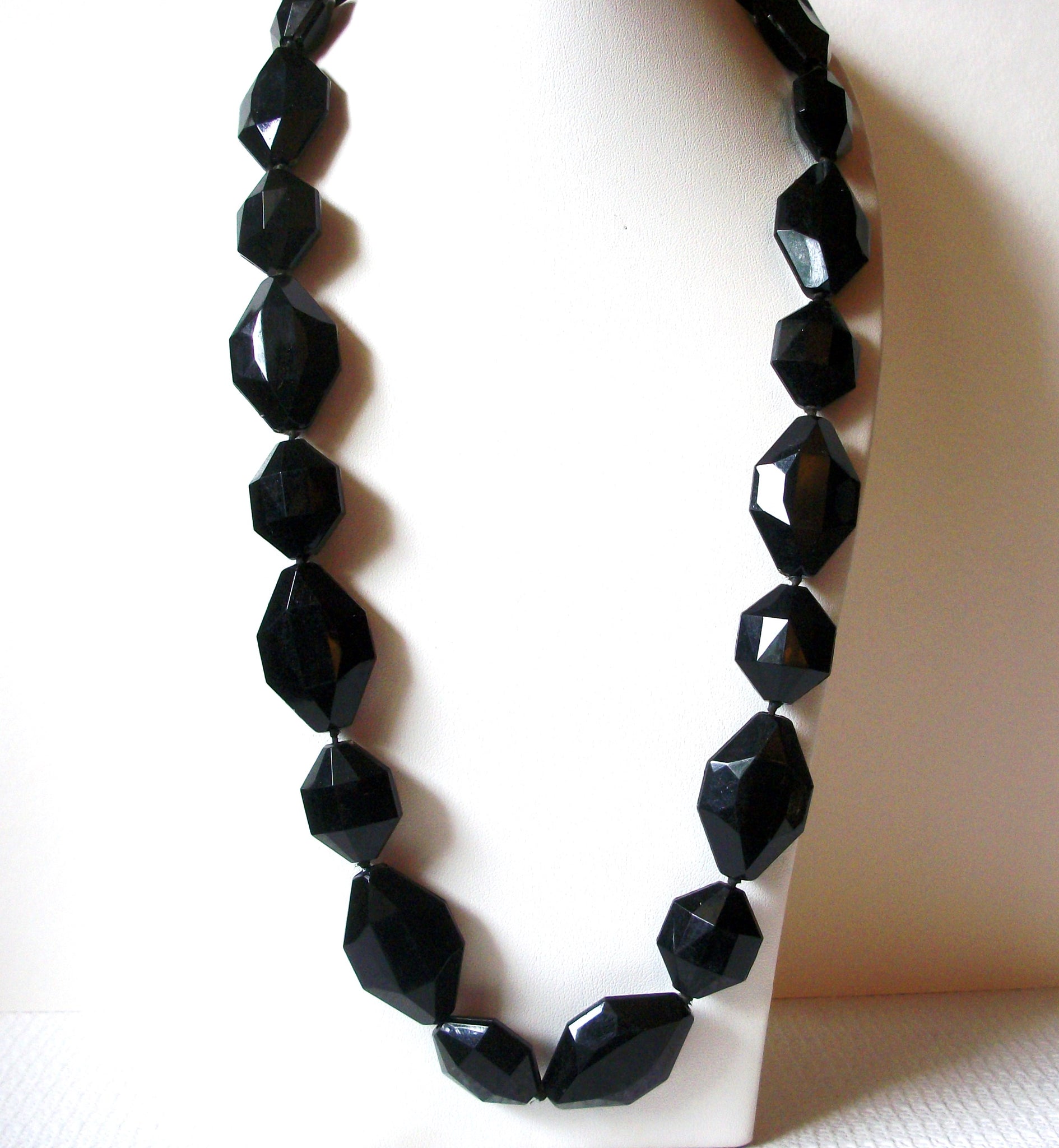 Retro Black Long Necklace 90320