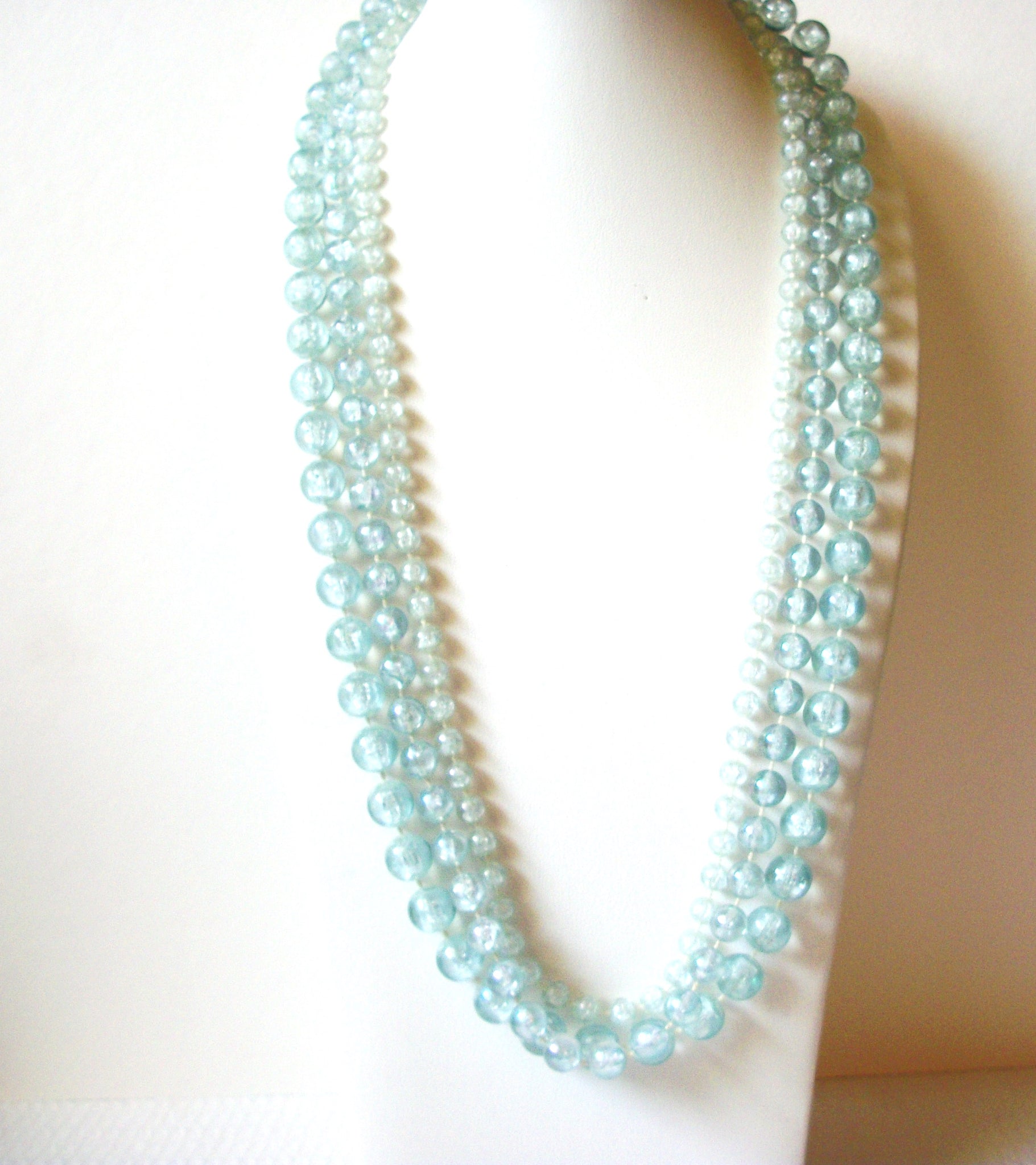 Vintage Pale Blue Crackle Beads Necklace 90520