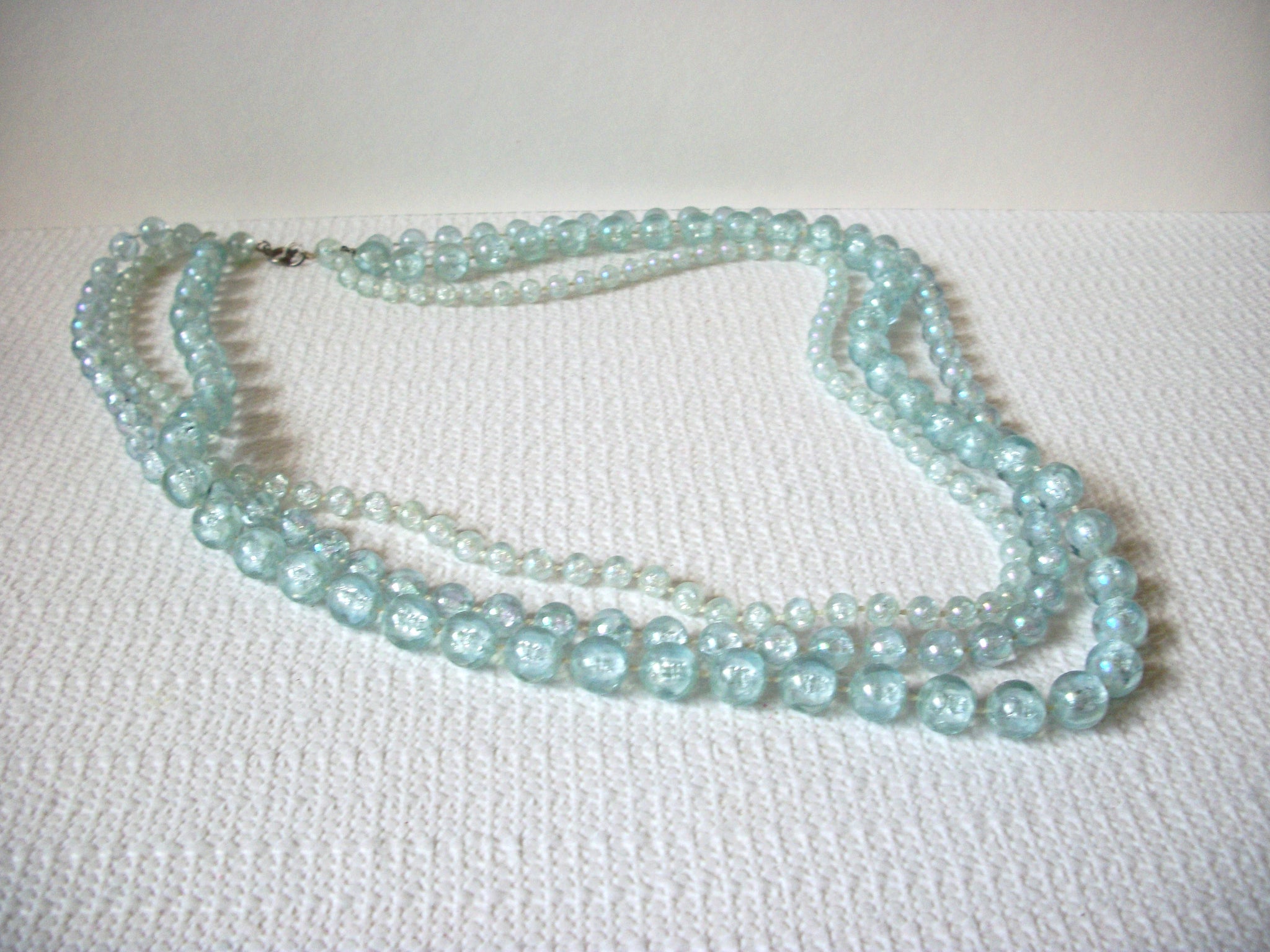 Vintage Pale Blue Crackle Beads Necklace 90520