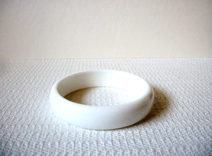 Retro White Bangle Bracelet 91020