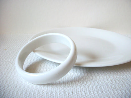 Retro White Bangle Bracelet 91020