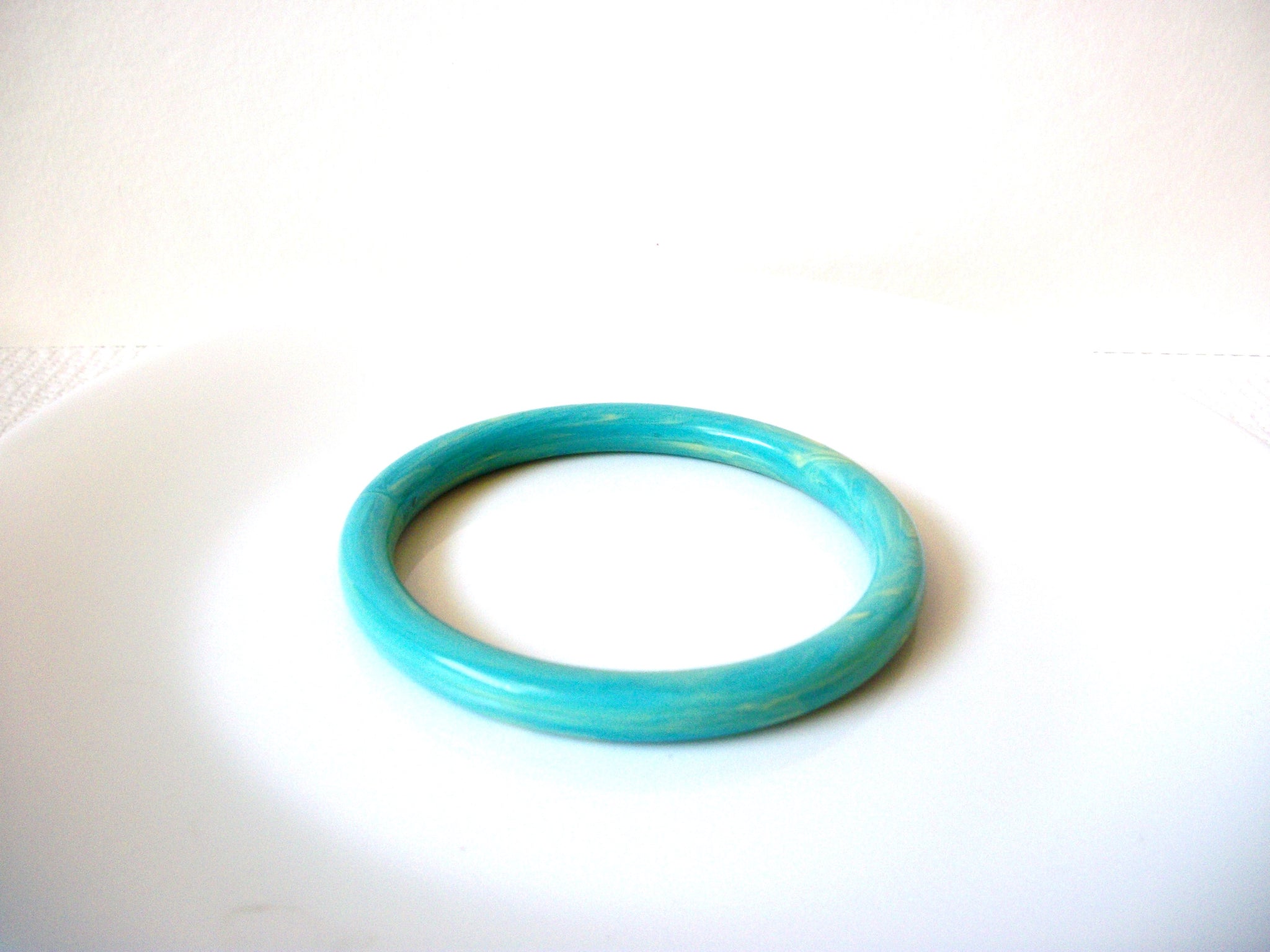 Retro Lucite Bangle Bracelet 91020