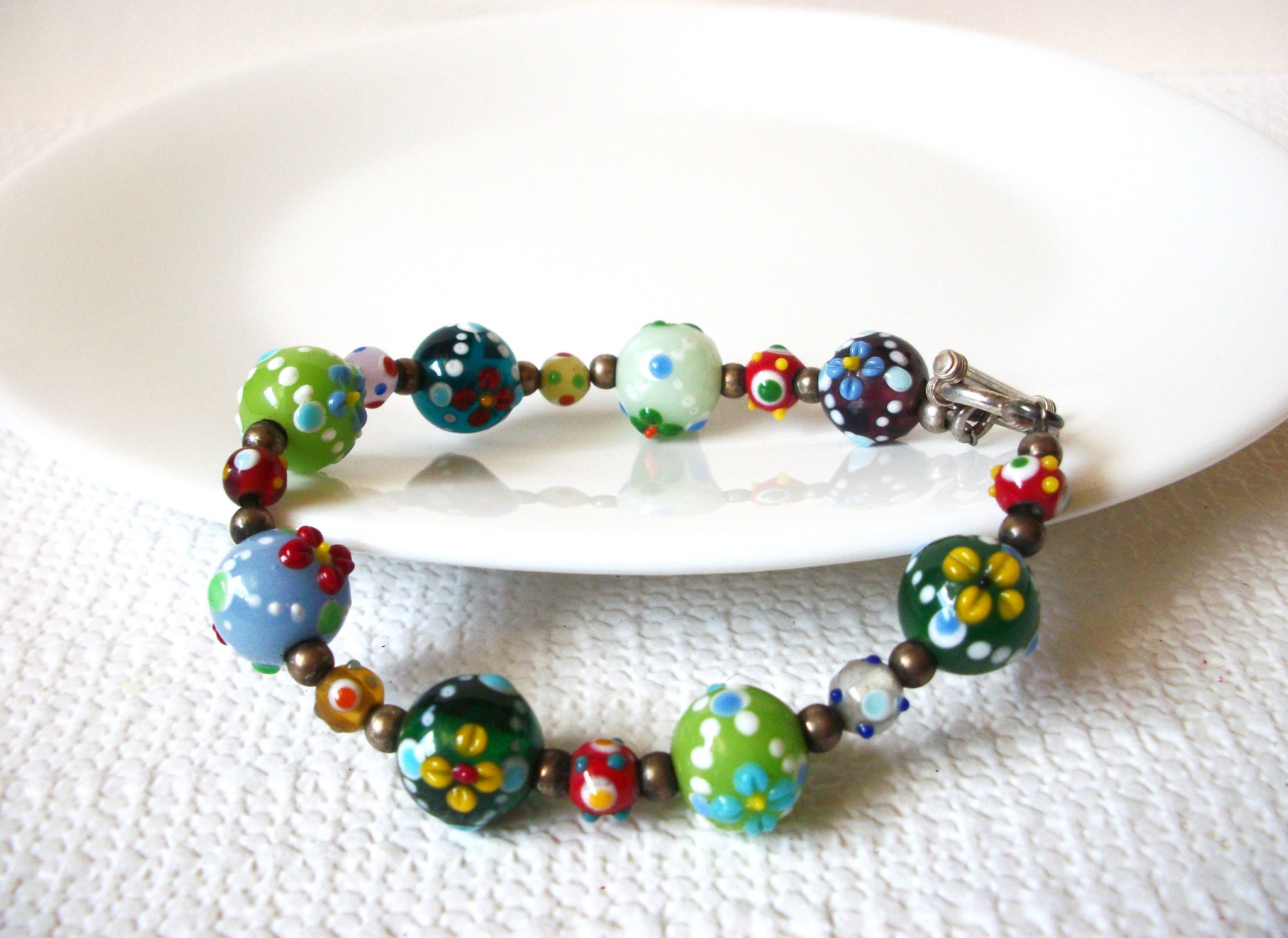 Vintage Bold Bright Lamp Work Glass Bracelet 91120