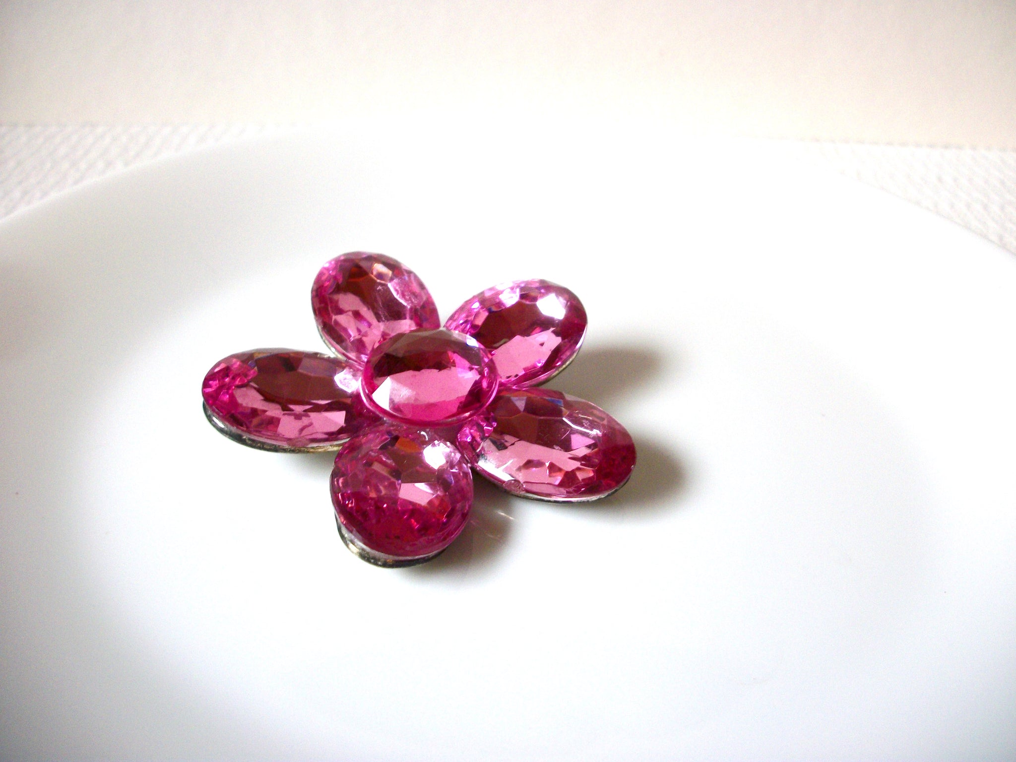 Retro Pink Glass Flower Brooch Pin 91120