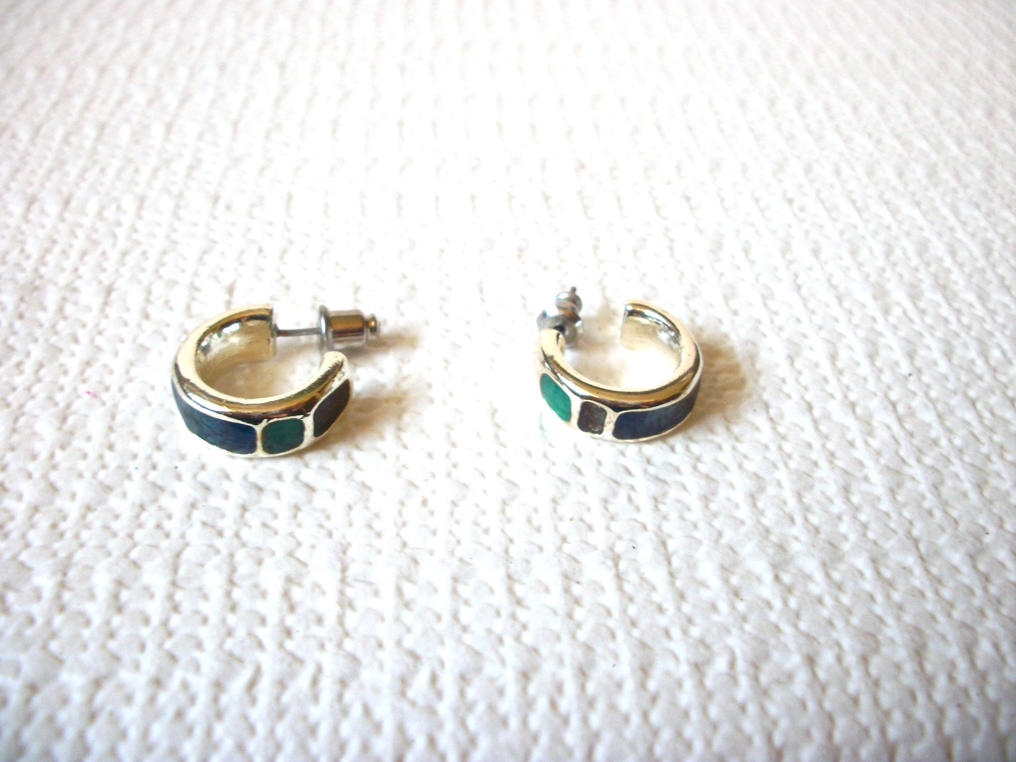 Smaller Retro Hoop Earrings 91420