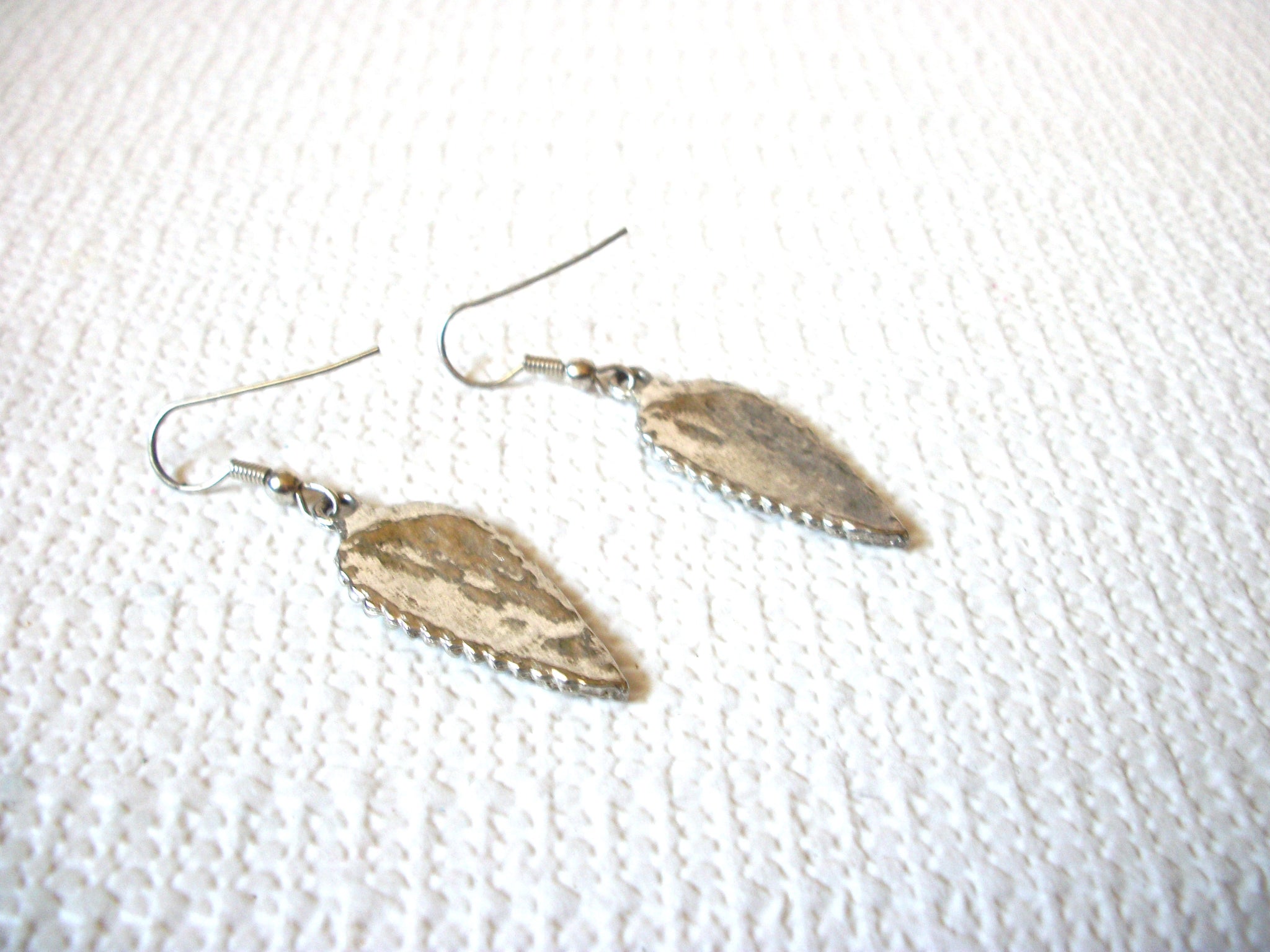 Retro Silver Toned Dangle Earrings 91420