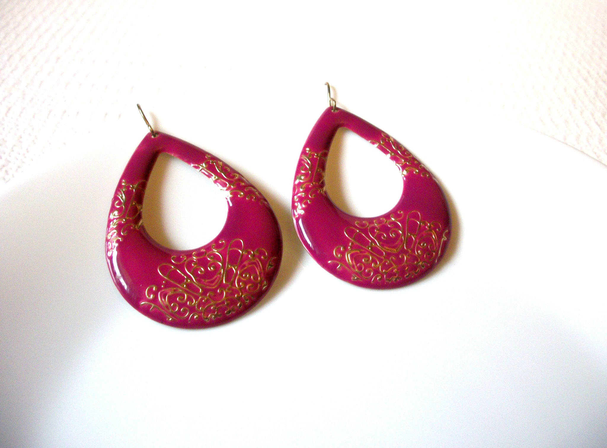 Retro Fuchsia Gold Dangle Earrings 91320