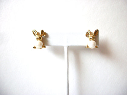 Vintage AVON Pearl Bunny Earrings 91420