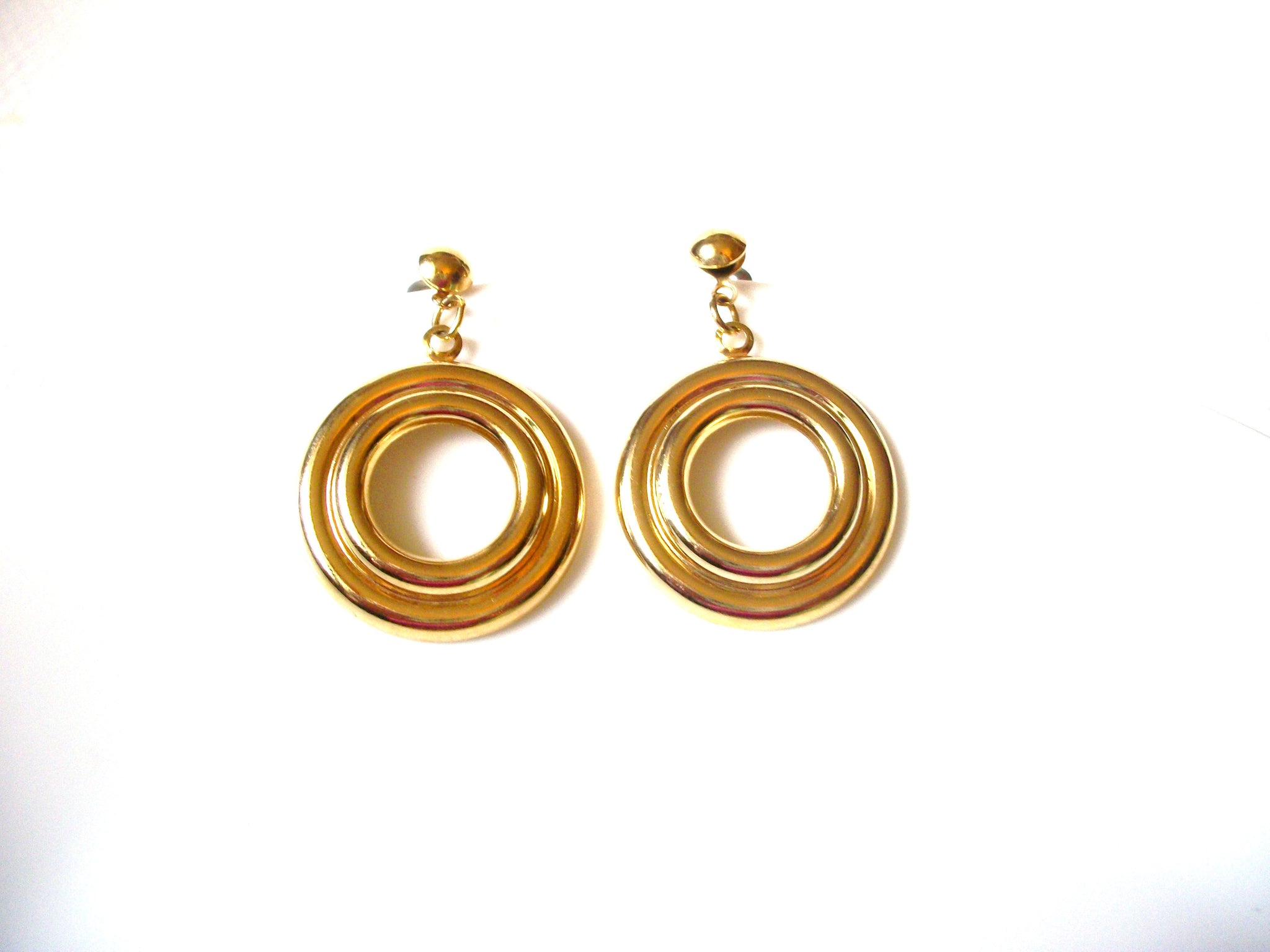 Retro Gold Toned Dangle Hoop Earrings 91420