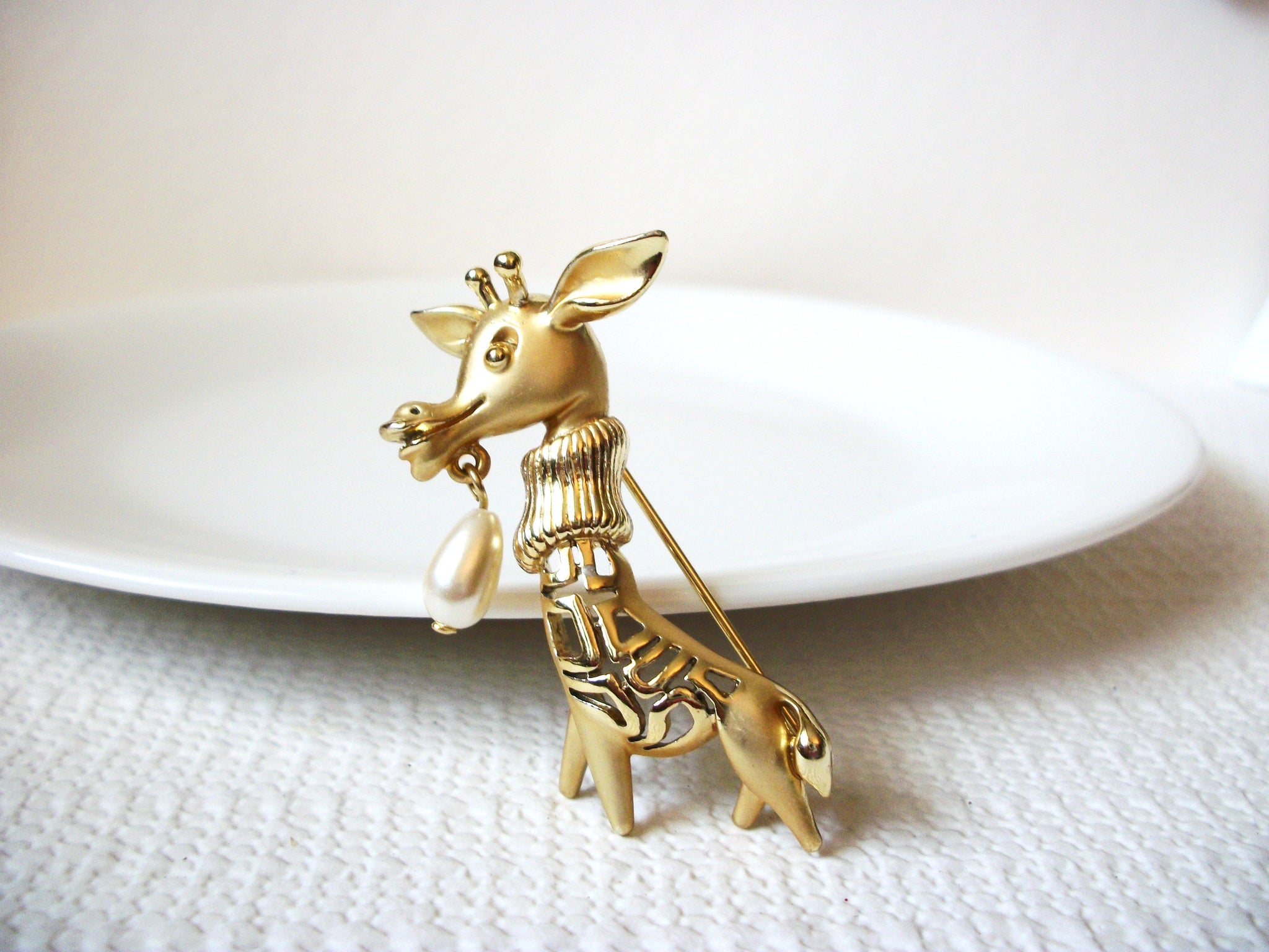 Retro Pearl Giraffe Brooch Pin 91520