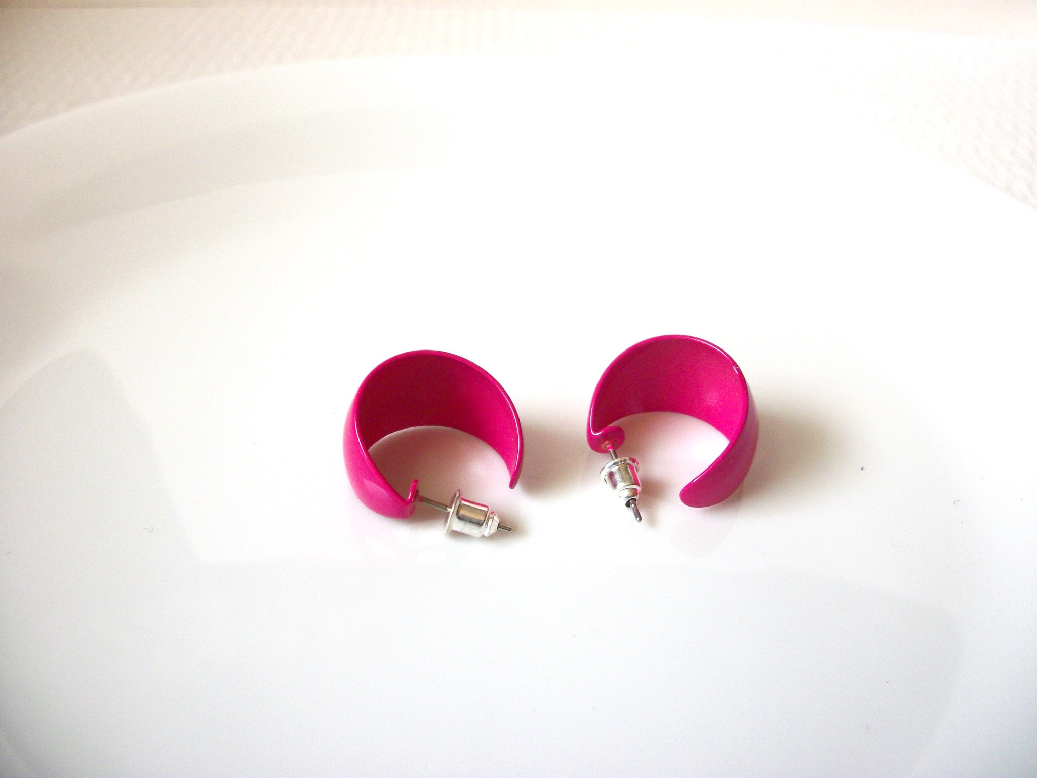 Retro Pink Hoop Earrings 91520