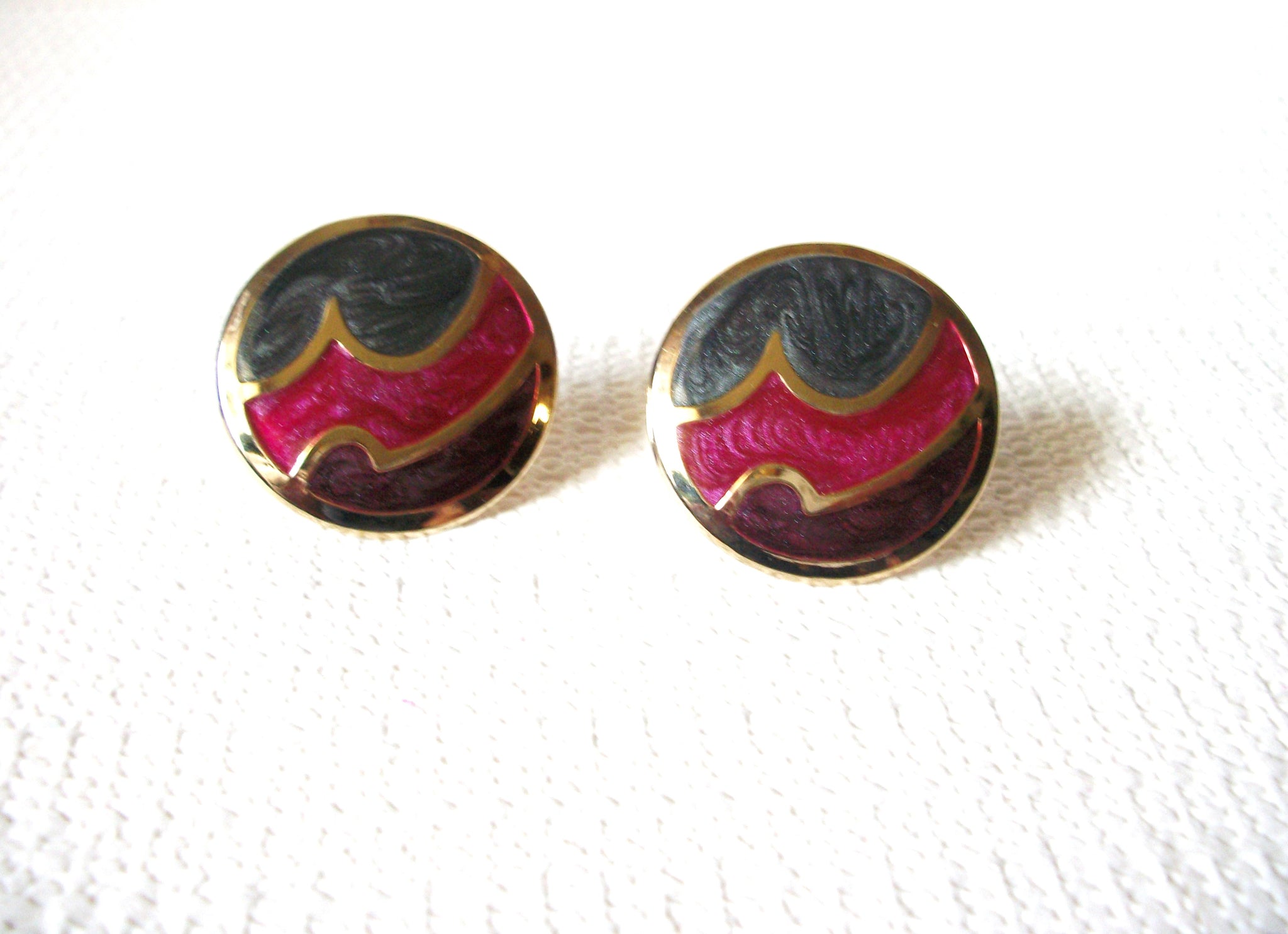 Vintage Enameled Earrings 91520