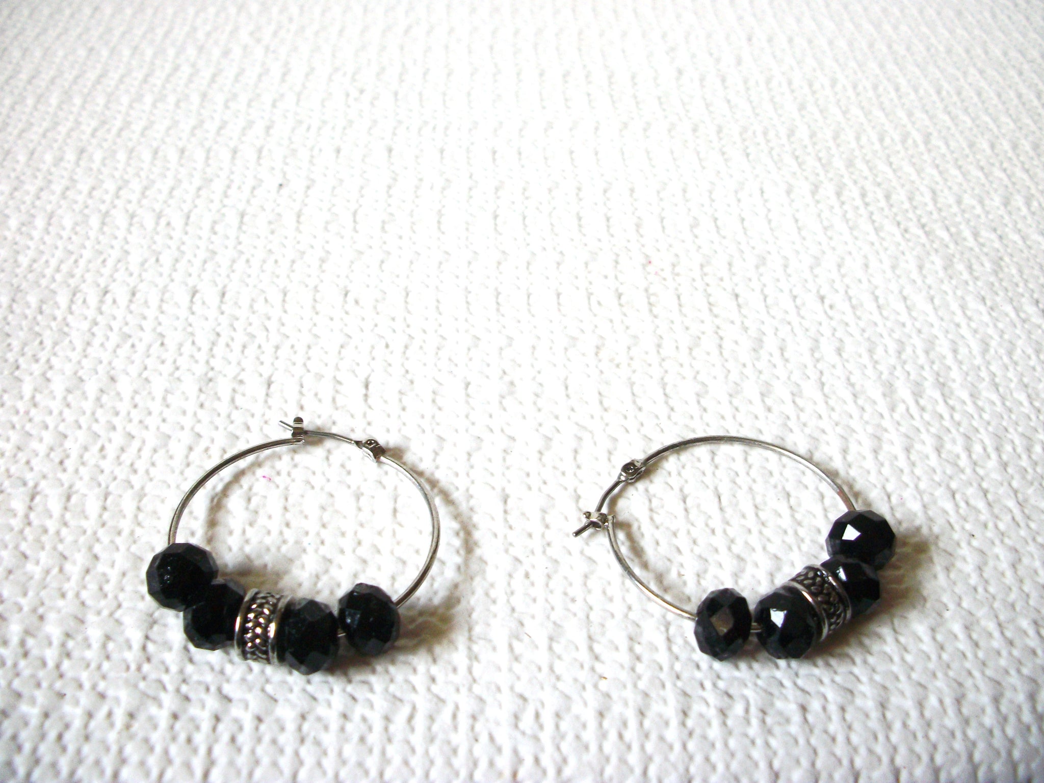 Retro Black Glass Hoop Earrings 91520