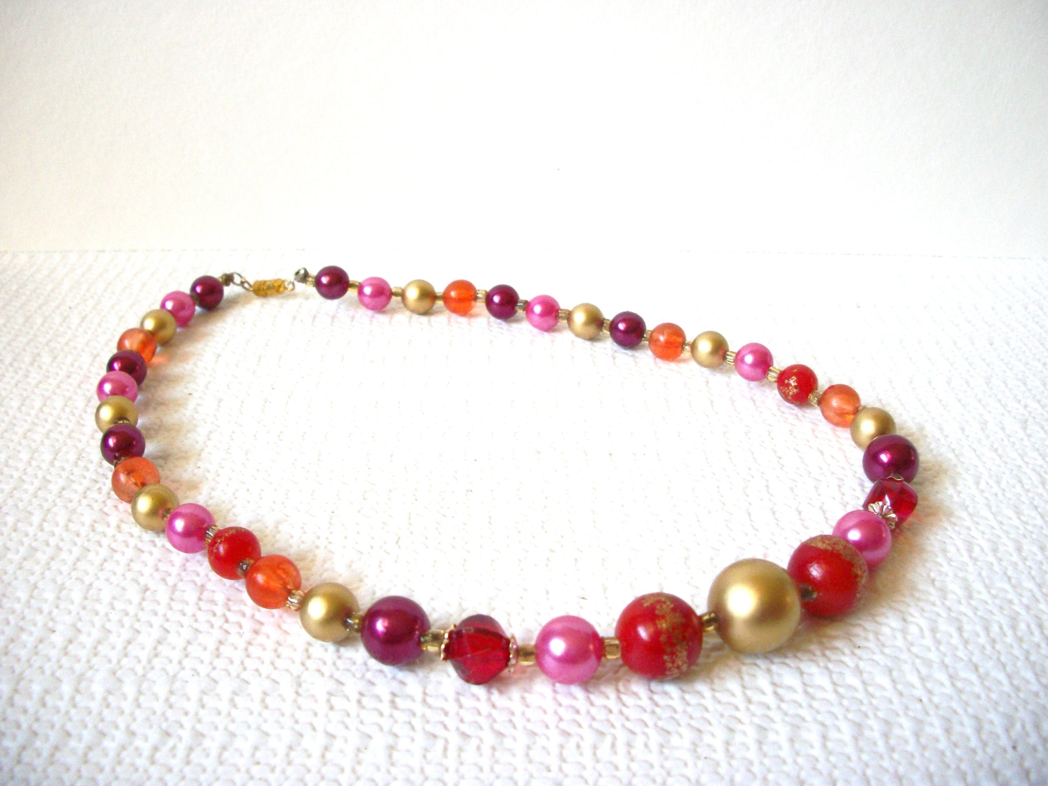 Vintage Red Gold Pink Glass Pearl Necklace 91920