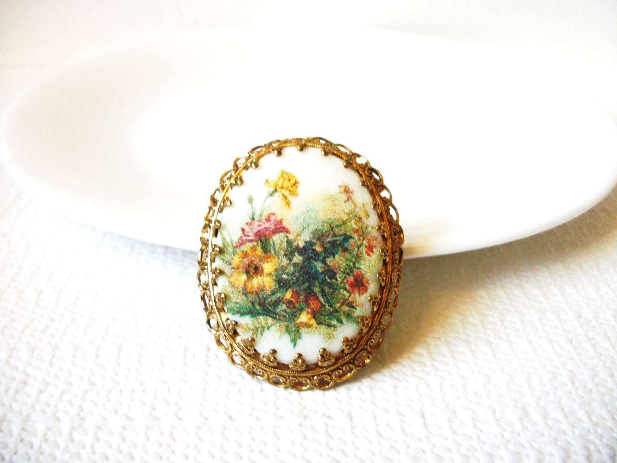 Vintage Hand Painted Stone Brooch Pin 92020