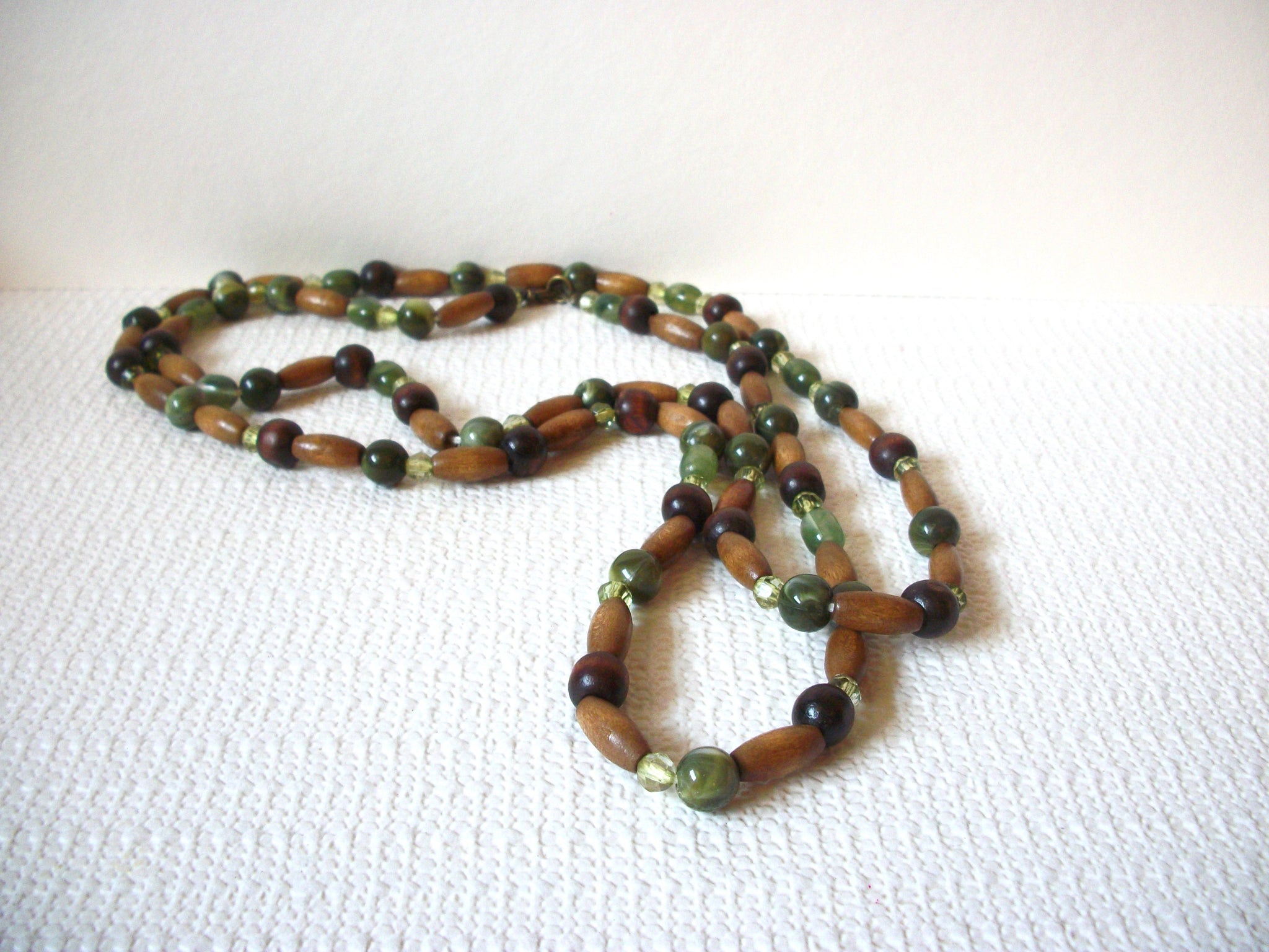 Vintage 50 Inch Long Glass Wood Necklace 92120