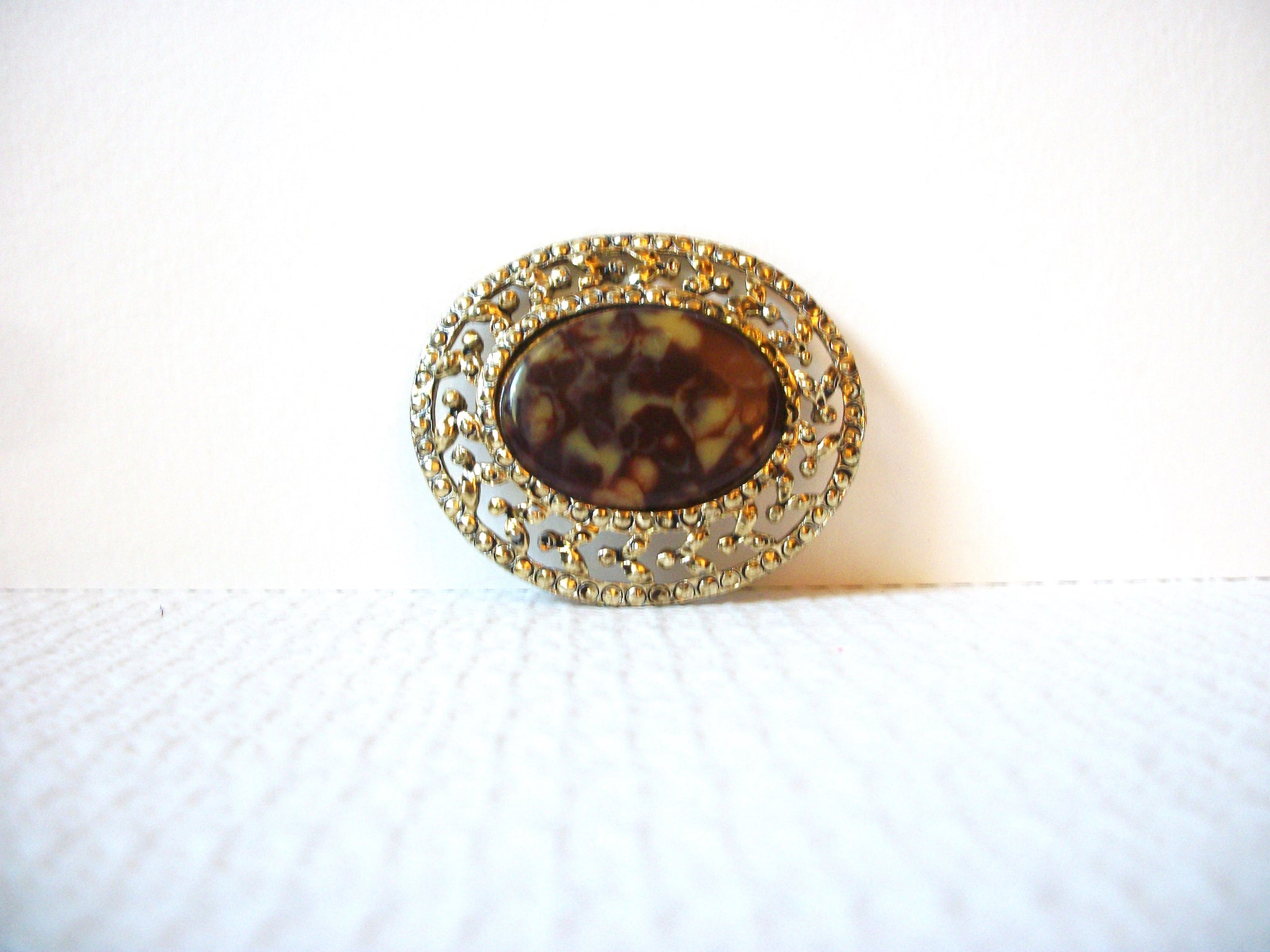 Vintage Stone Brooch Pin 92320