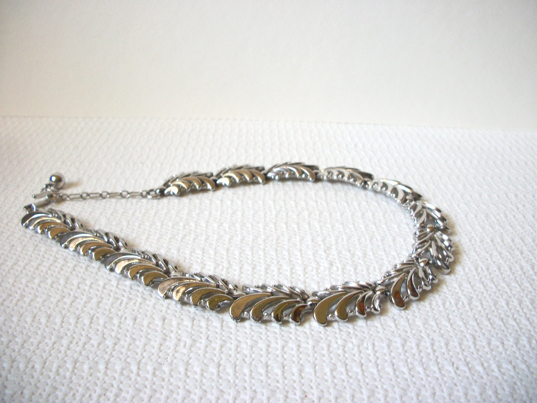 Vintage TRIFARI Art Deco Silver Necklace 92420