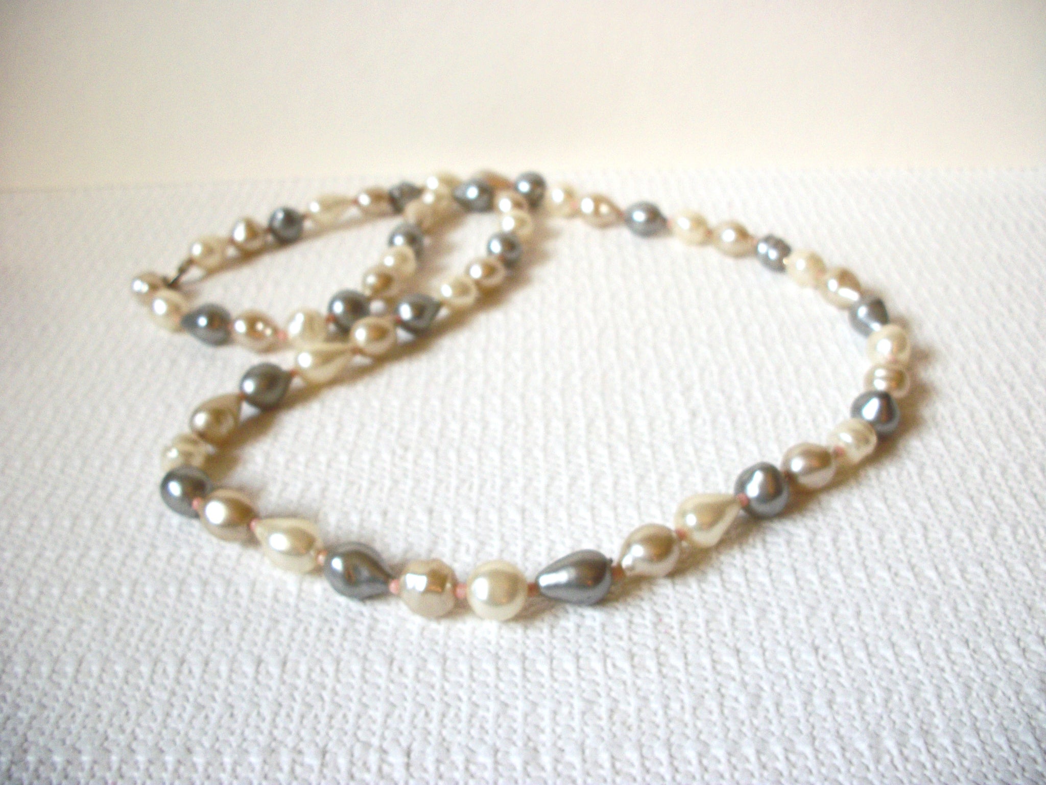 Vintage Faux Pearl Necklace 92720