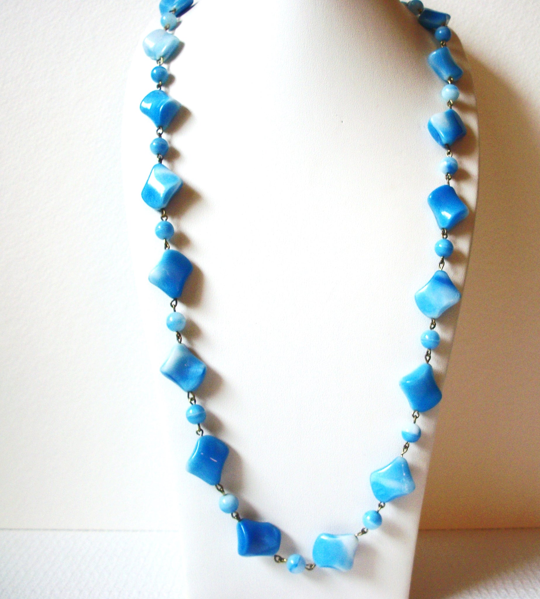 Retro Blue Glass Necklace 92920