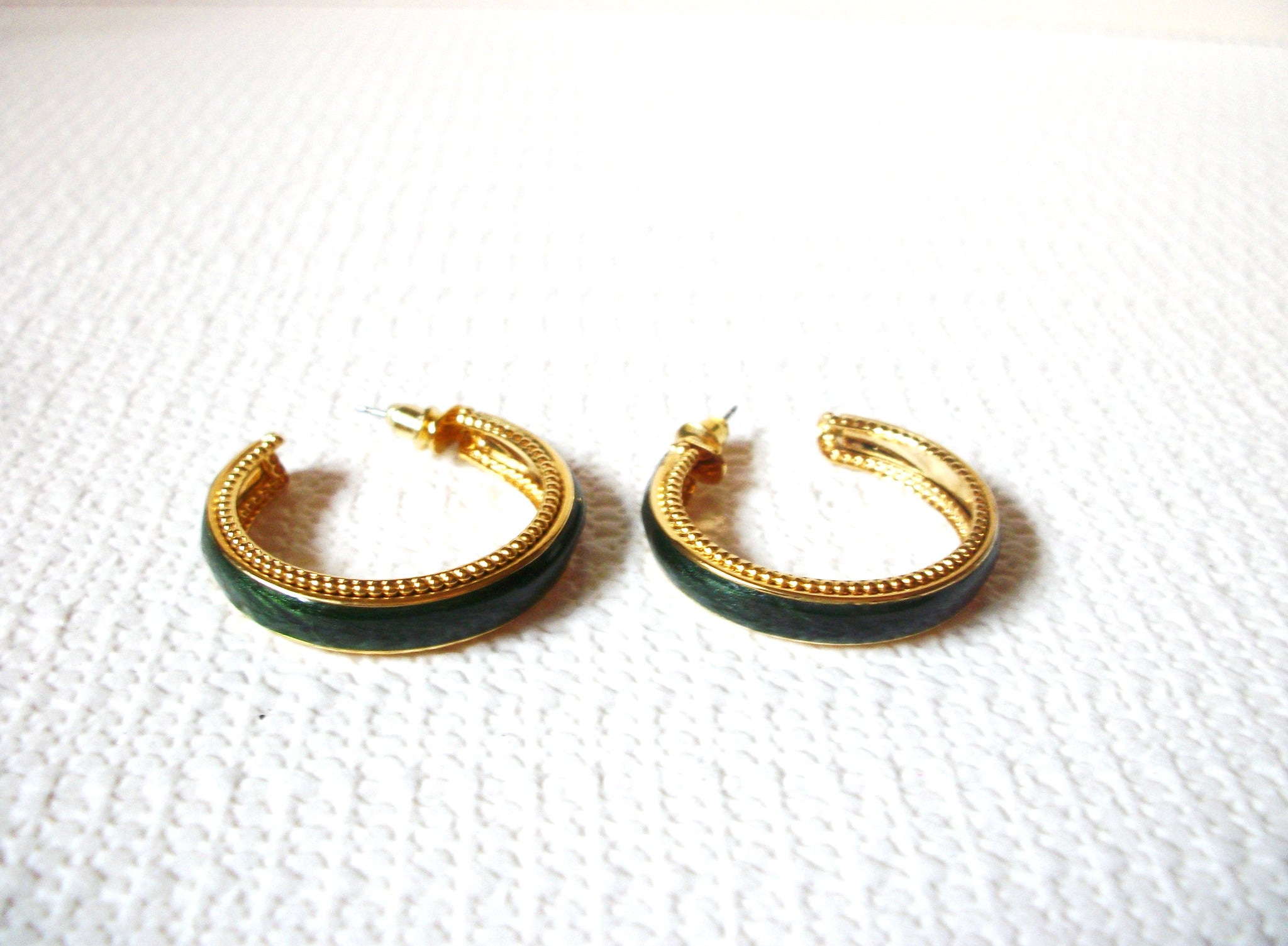 Retro Gold Green Enameled Hoop Earrings 92920