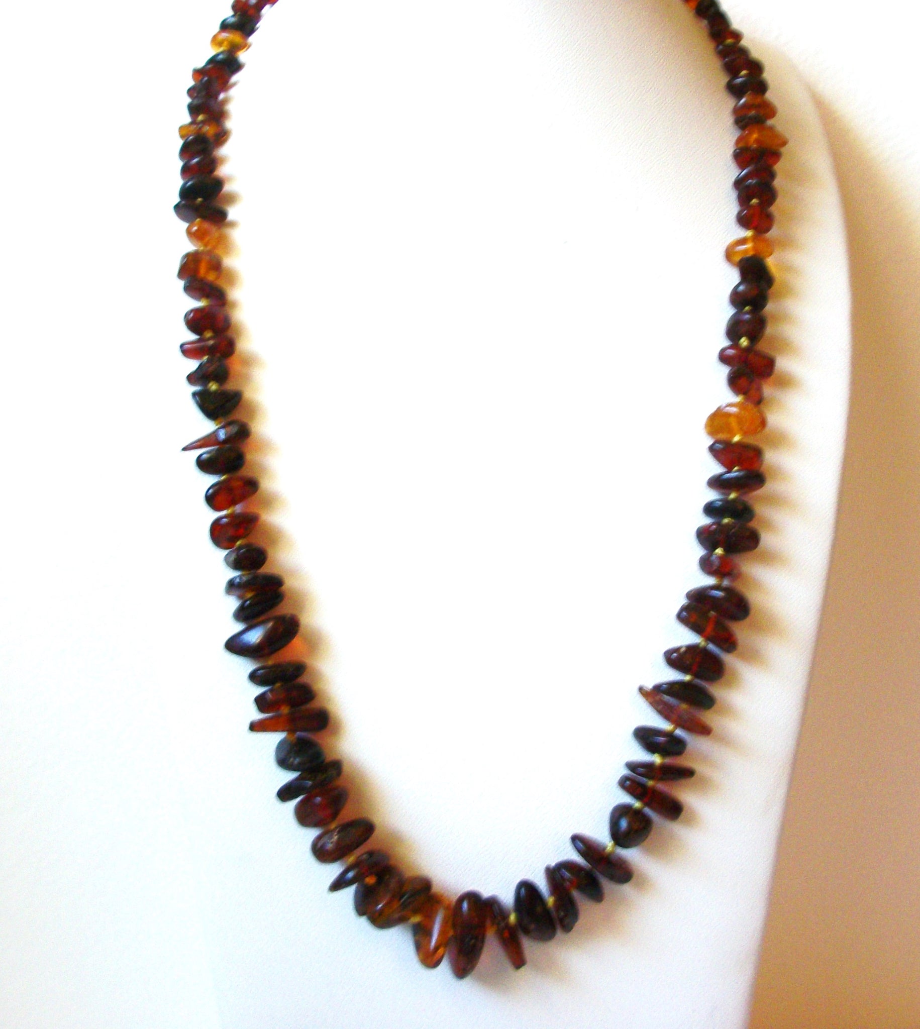 Vintage Lucite Gold Amber Brown Necklace 92920