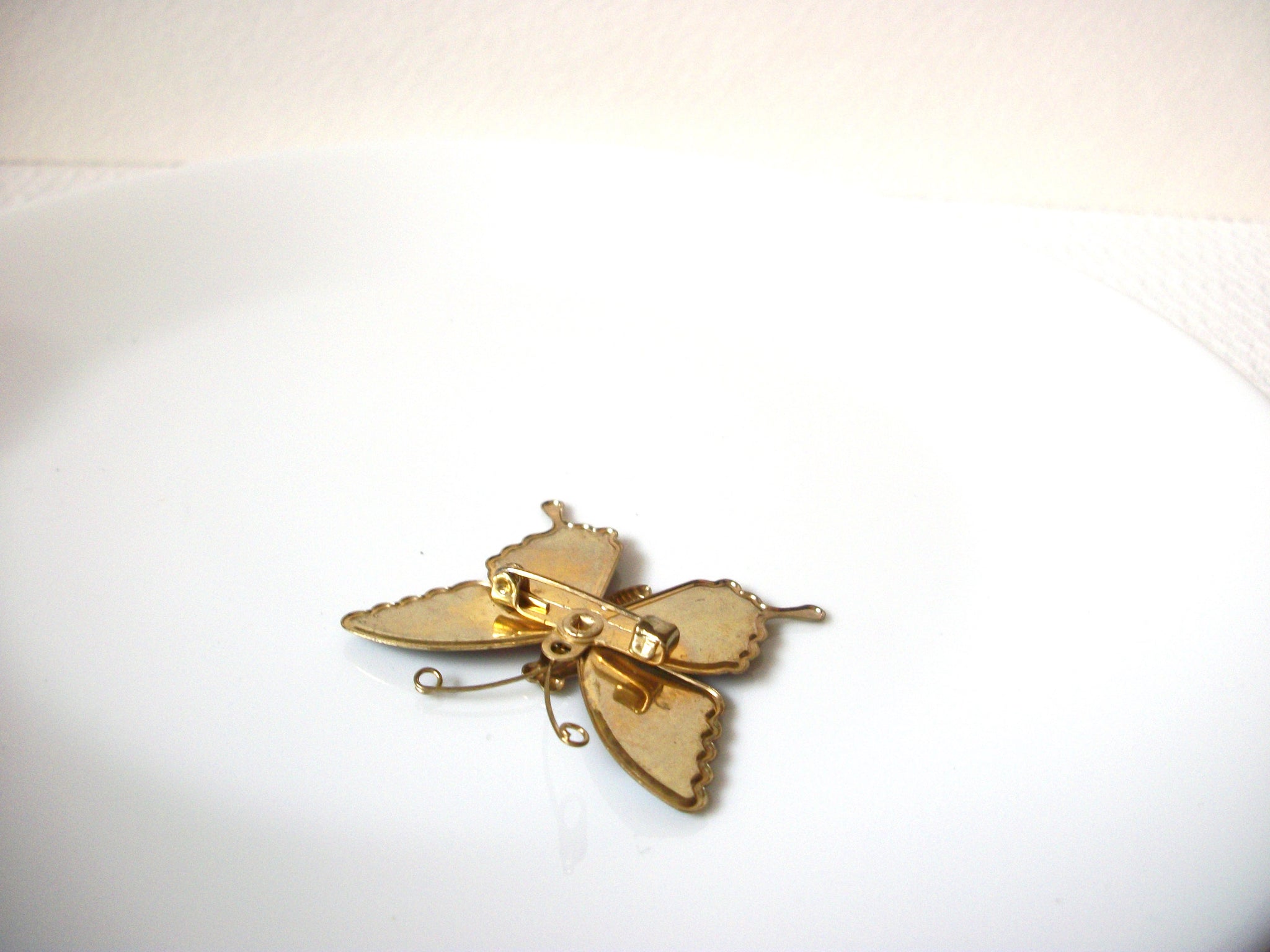 Vintage Butterfly Brooch Pin 100120