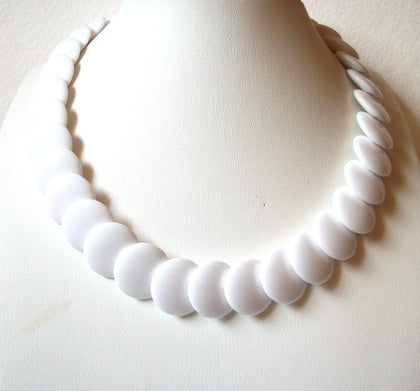 Retro White Beaded Necklace 100120