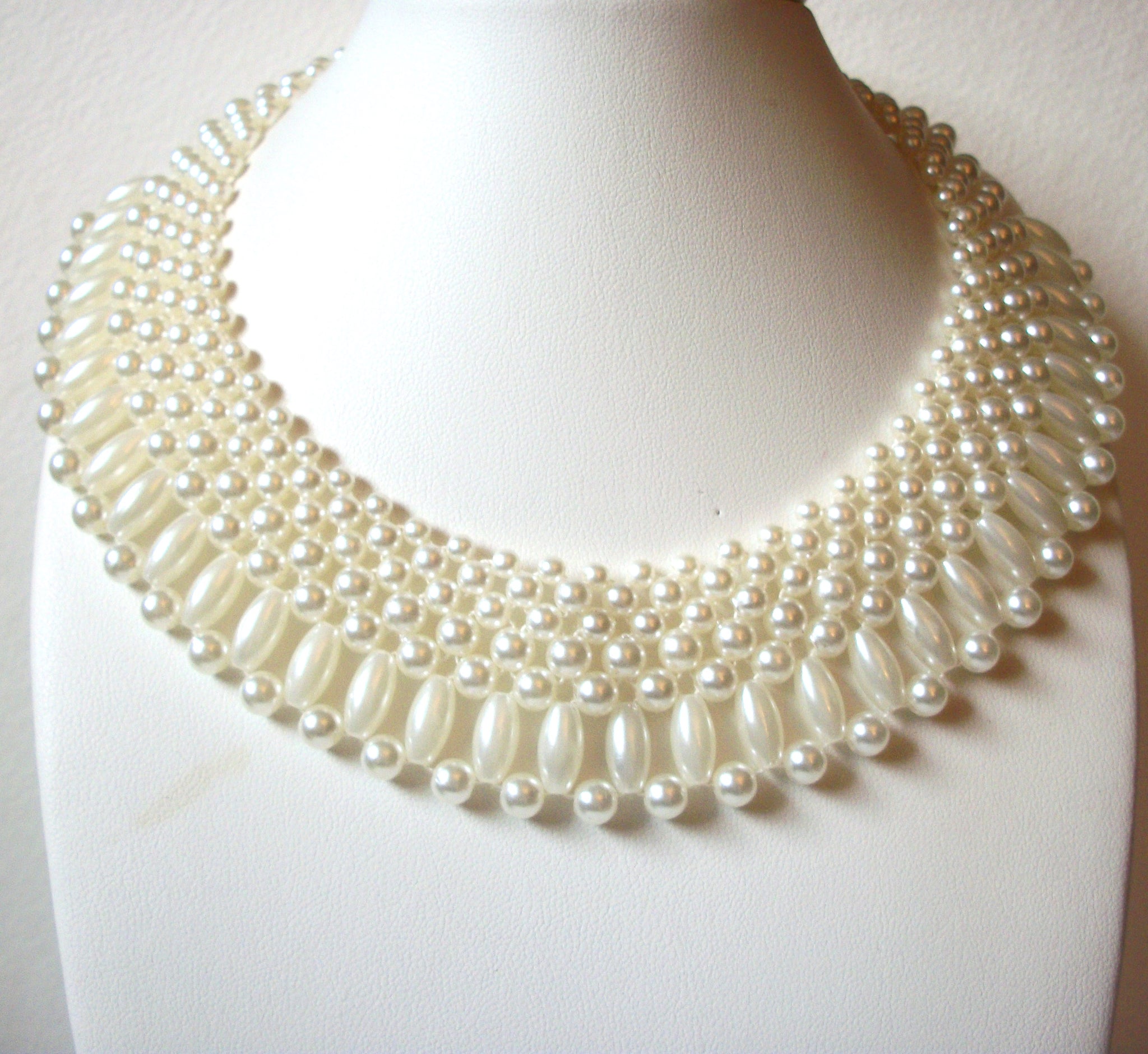 Retro Faux Pearl Collar Necklace 100120