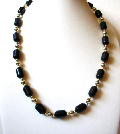 Retro Black Silver Lucite Plastic Necklace 100120