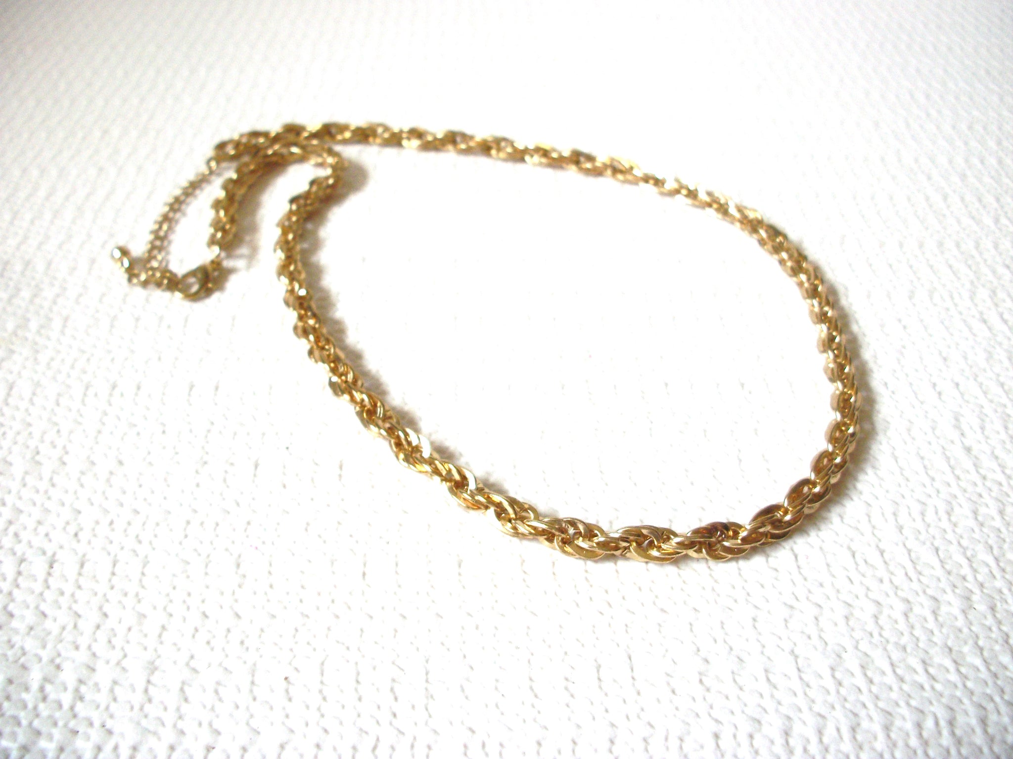 Vintage Gold Toned Links Necklace 100120