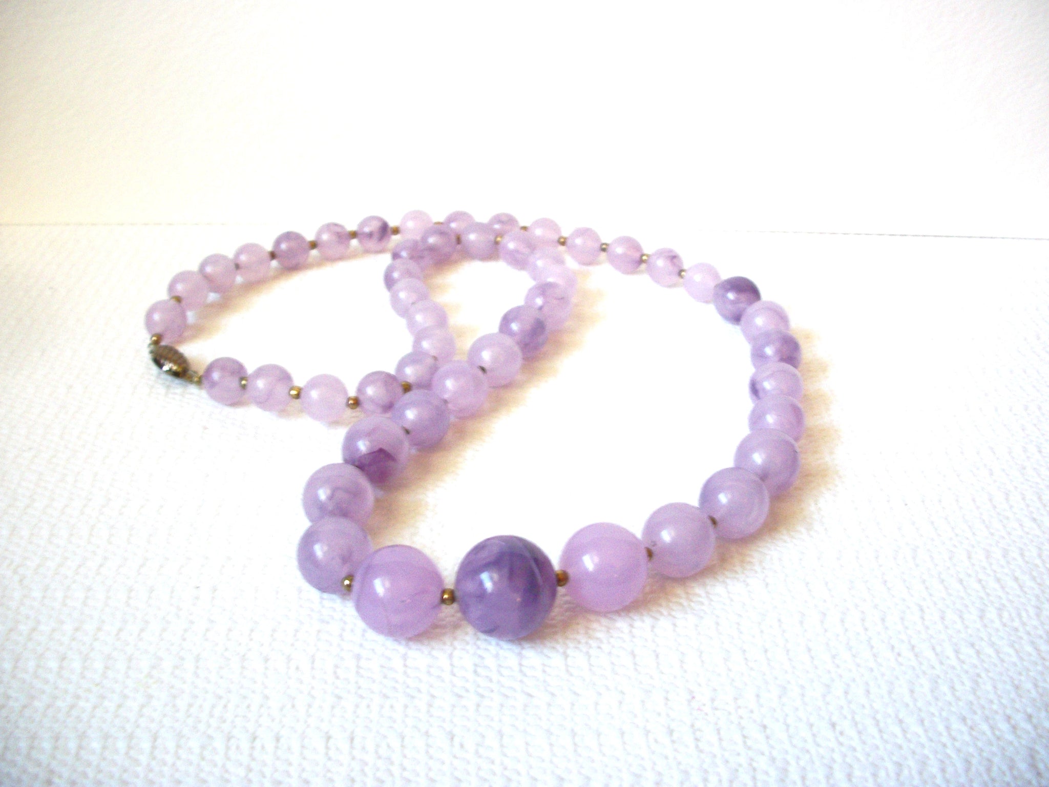 Vintage Lilac Lucite Necklace 100320