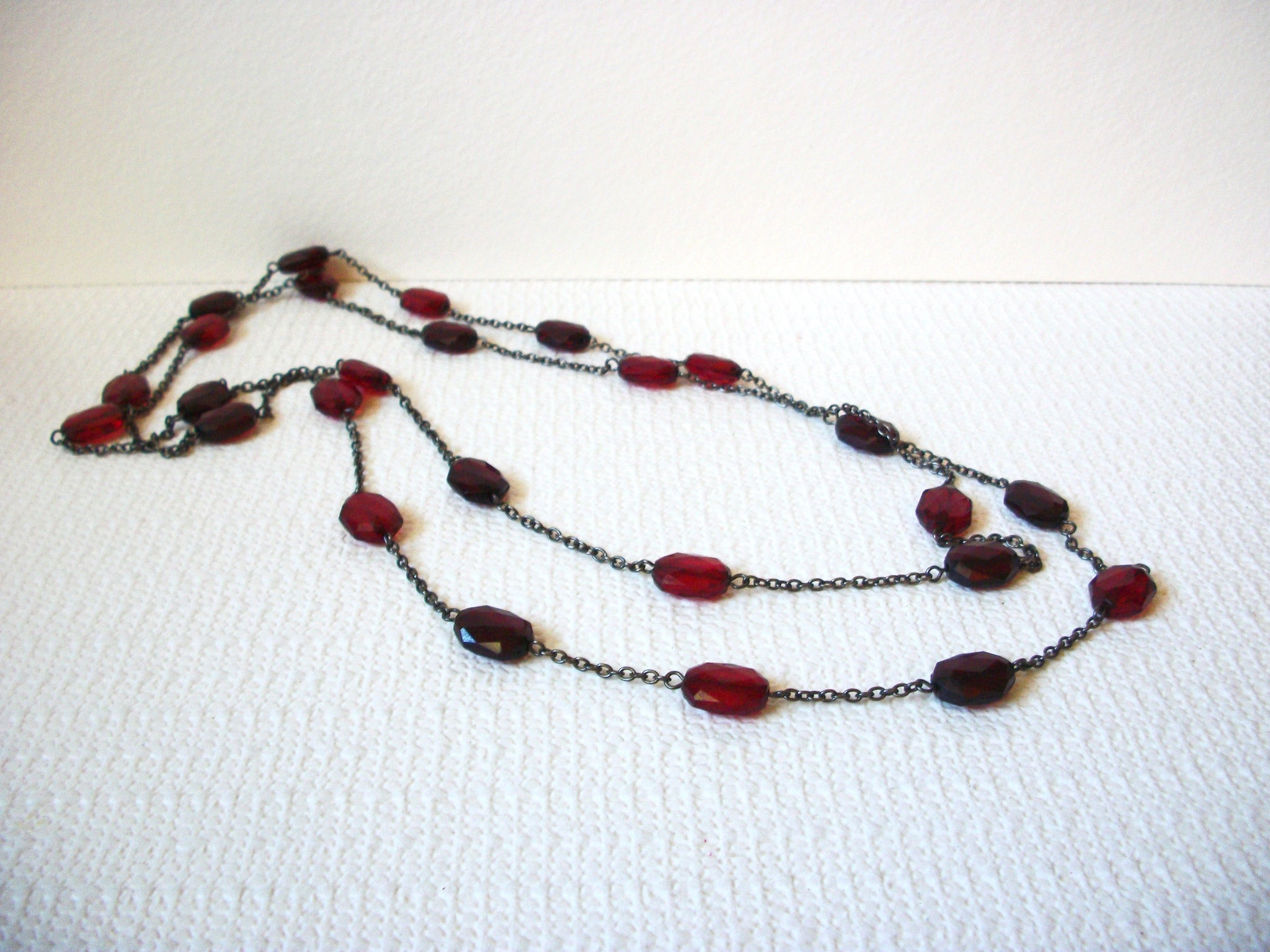 Retro Red Necklace  100320