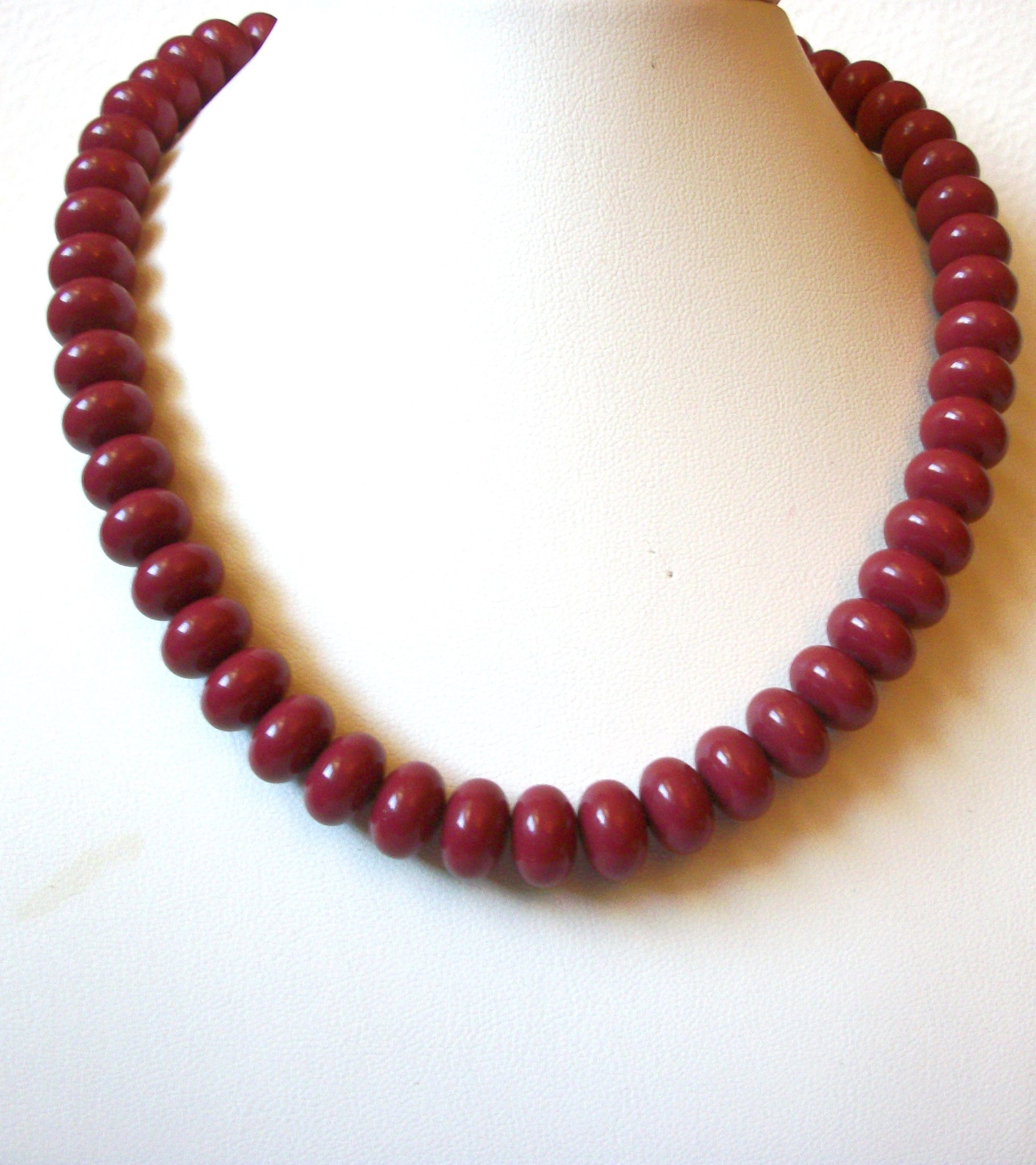 Vintage Crimson Rust Red Necklace 100420