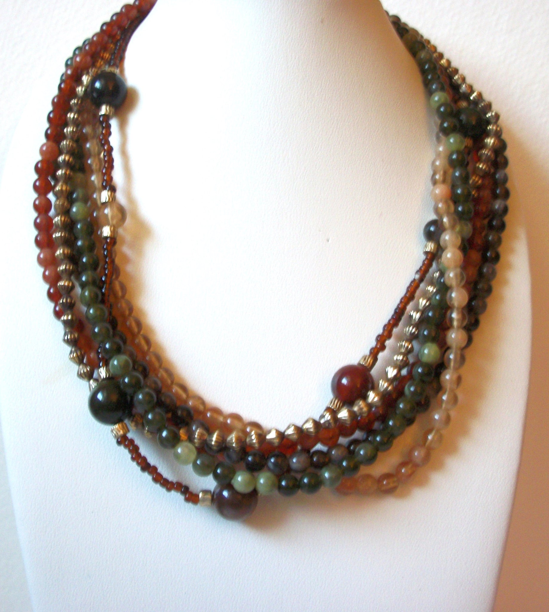 Retro Earthy Fall Colors Lucite Necklace 100420